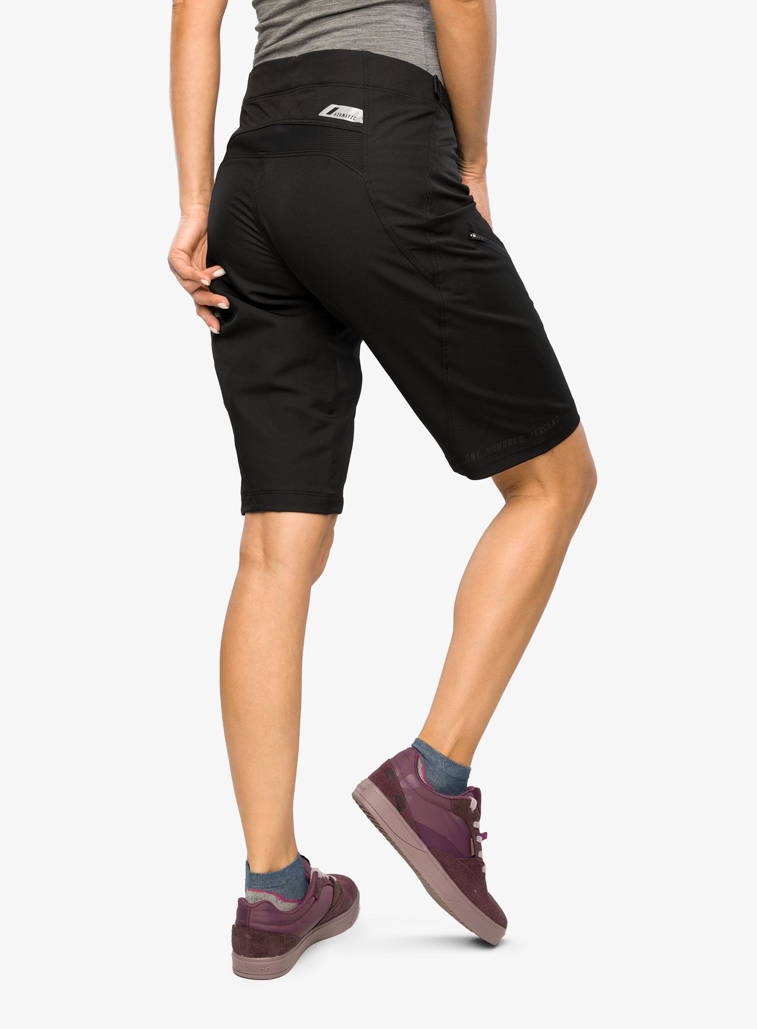 Dámske cyklistické šortky 100% Airmatic - black