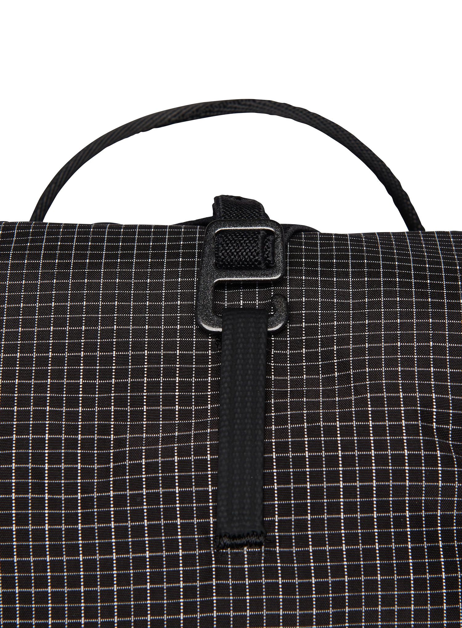 Batoh Black Diamond Distance 8  - black