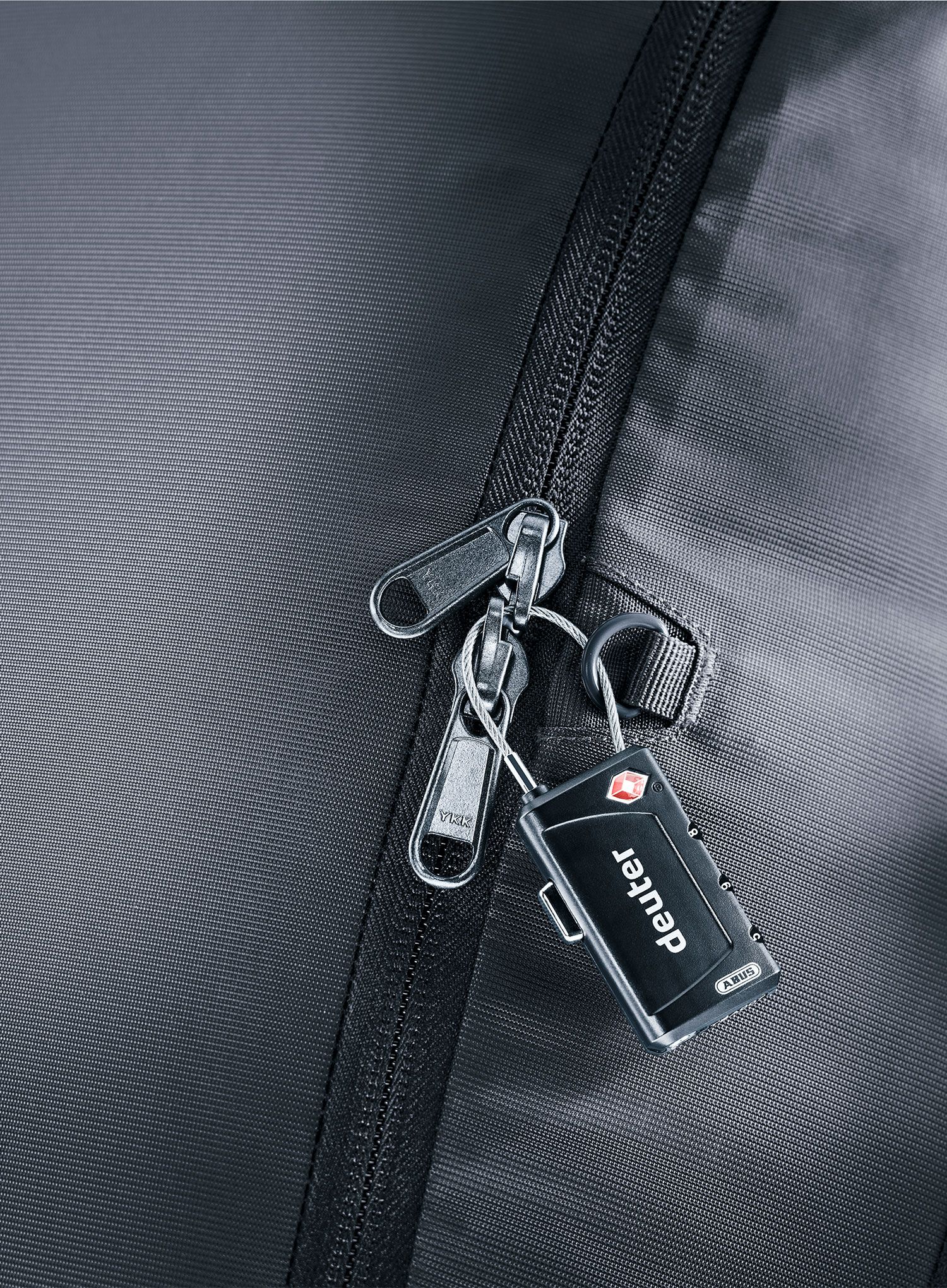 Cestovný batoh Deuter Access 55 - black