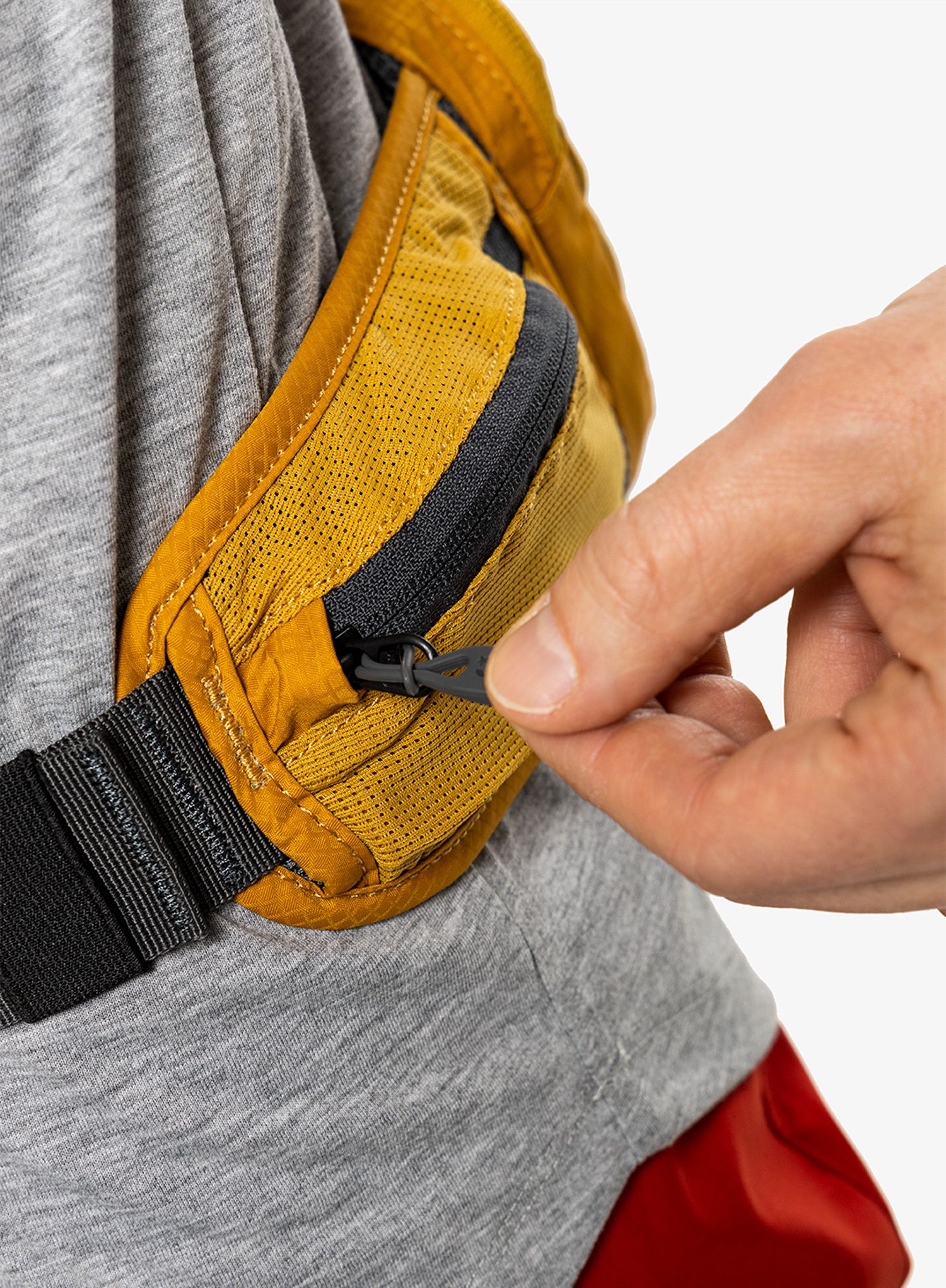 Ľadvinka Evoc Hip Pouch 1 - loam