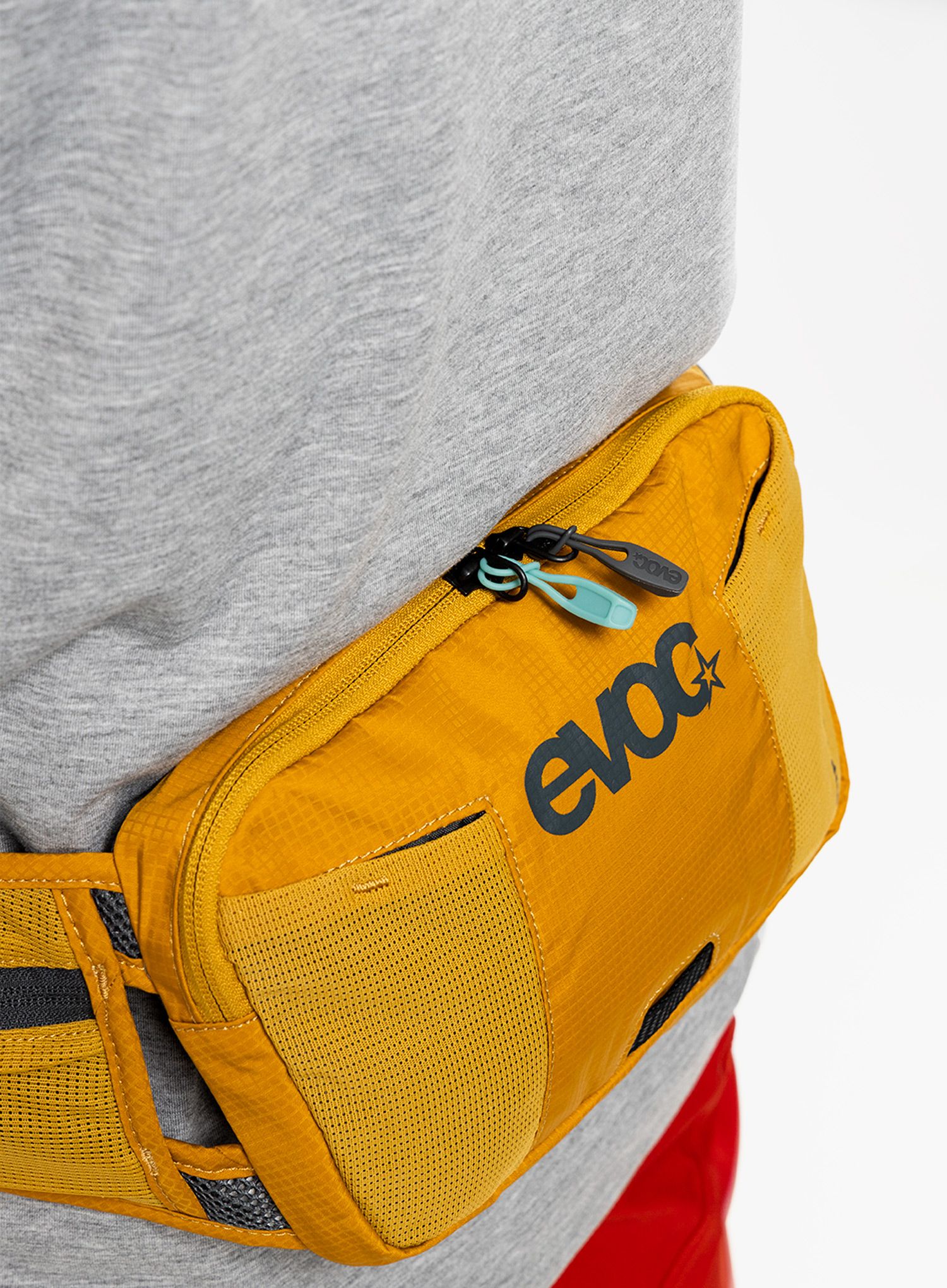 Ľadvinka Evoc Hip Pouch 1 - loam