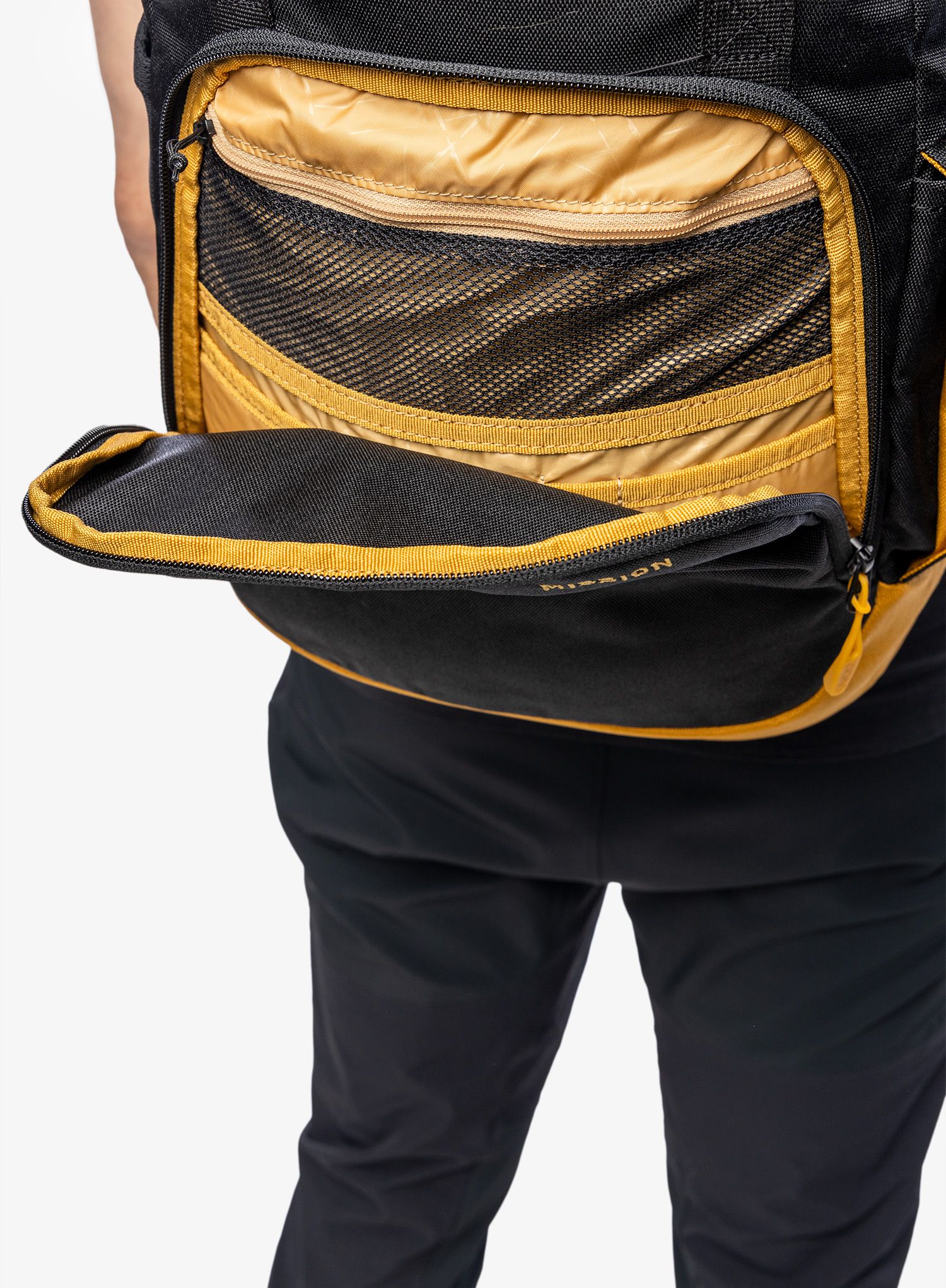 Mestský ruksak Evoc Mission 22 - black