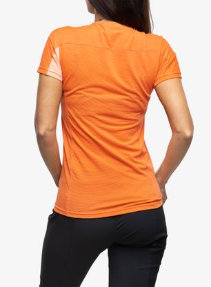 Dámske funkčné tričko Norrona Falketind Equaliser Merino T-Shirt - peach amber/orange alert