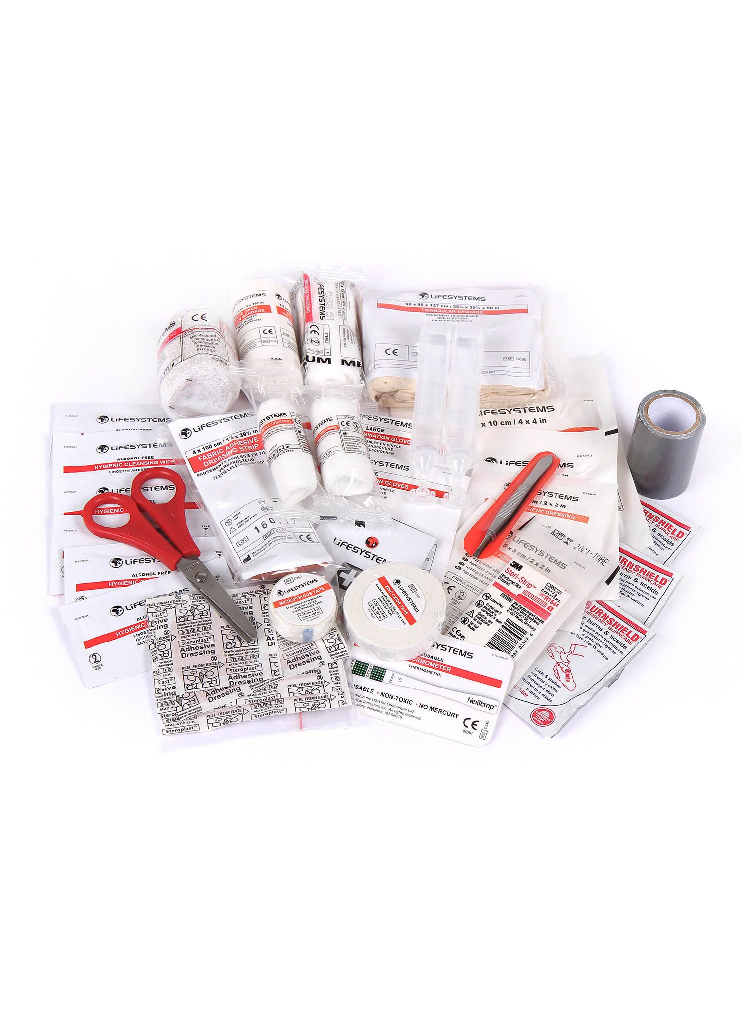 Turistická lekárnička Lifesystems Camping First Kit Aid - red
