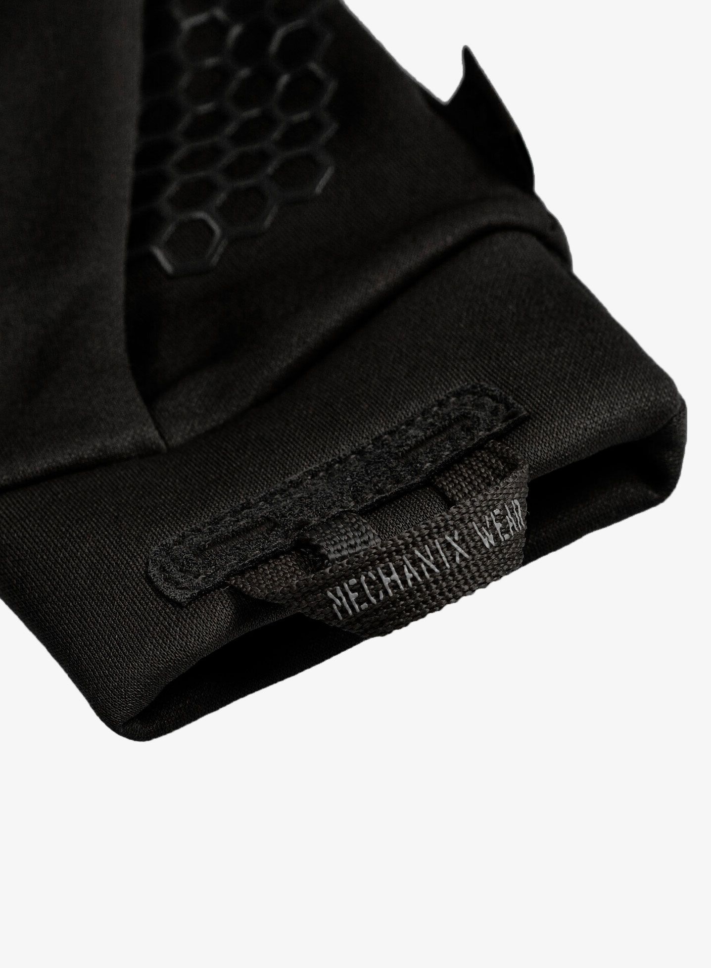 Taktické rukavice Mechanix Coldwork Base Layer Covert - black