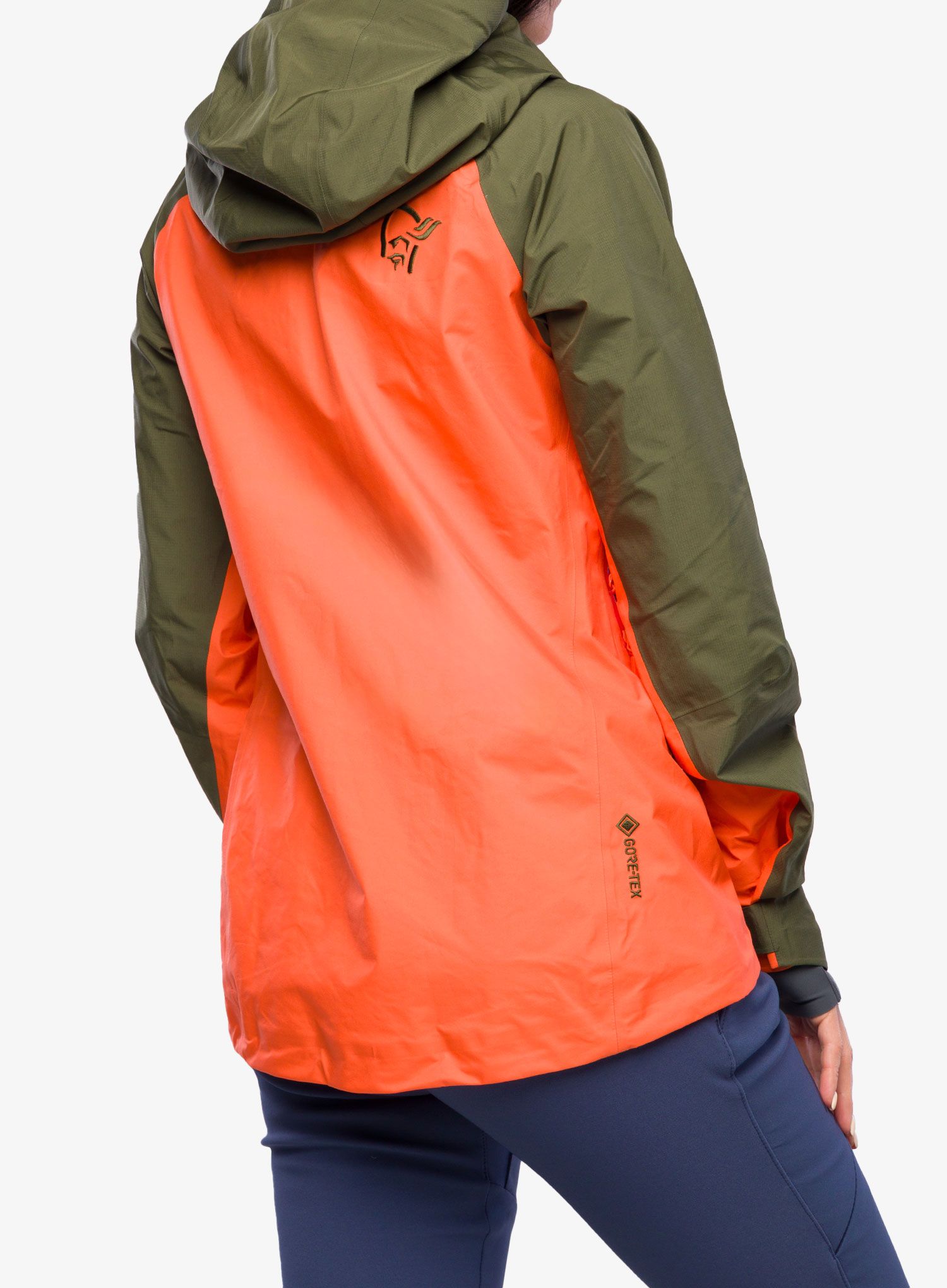 Nepremokavá bunda dámska Norrona Lyngen Gore-Tex Jacket - olive night/orange alert