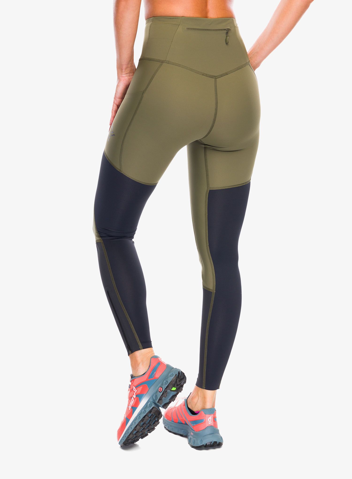 Dámske bežecké legíny Norrona Senja Equaliser Stretch Tights - olive night/caviar