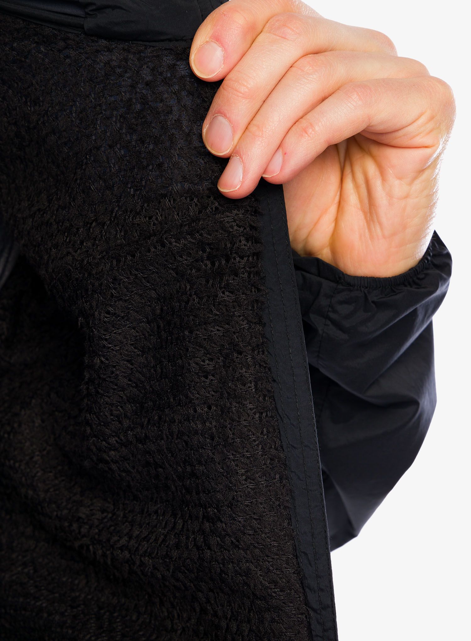 Bunda Peak Performance Vislight Alpha Jacket - black