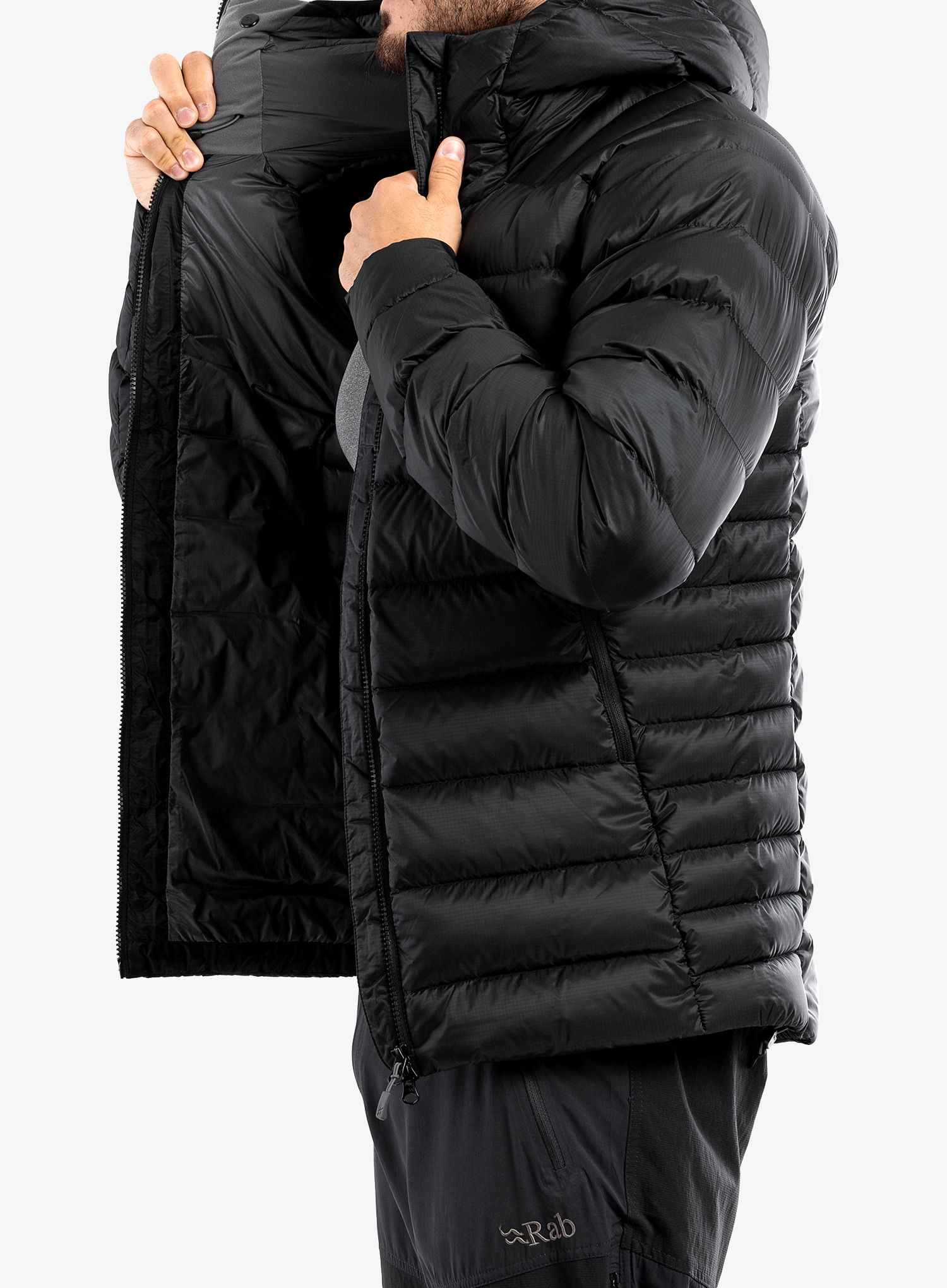 Páperová bunda Rab Electron Pro Jacket - black