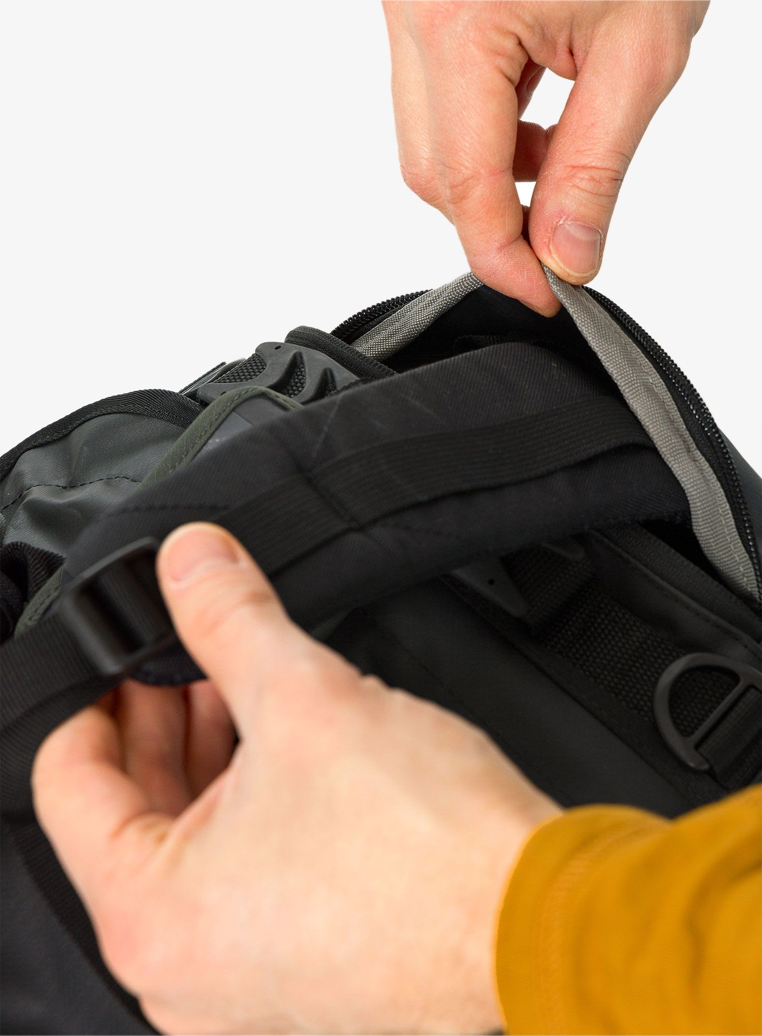 Taška Tatonka Barrel S - black