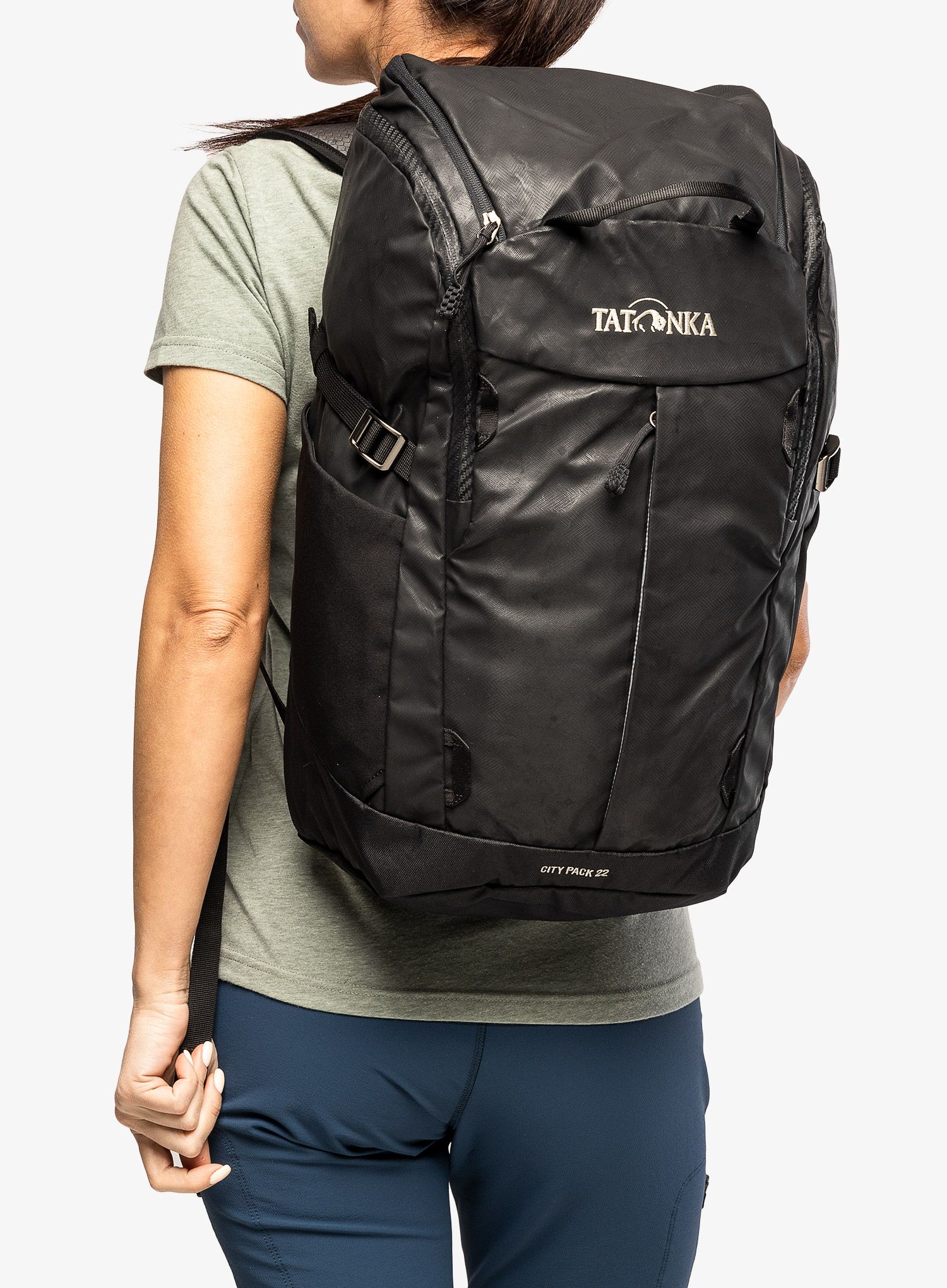 Batoh Tatonka City Pack 22 - black