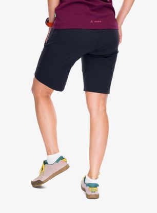 Turistické kraťasy dámske Vaude Badile Shorts - black/soft rose
