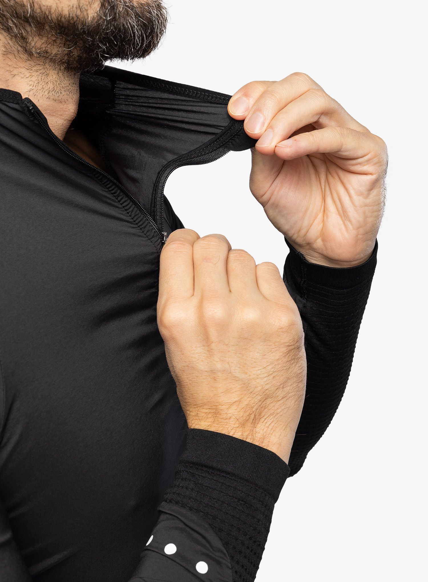 Vetrovka Compressport Hurricane Windproof Jacket - black