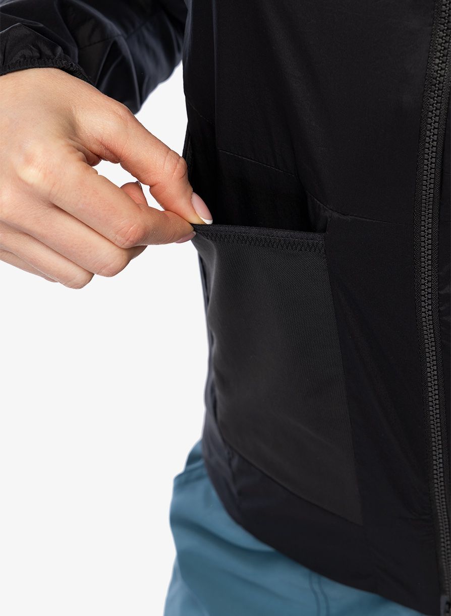 Bunda dámska Peak Perfomance Vislight Alpha Jacket - black