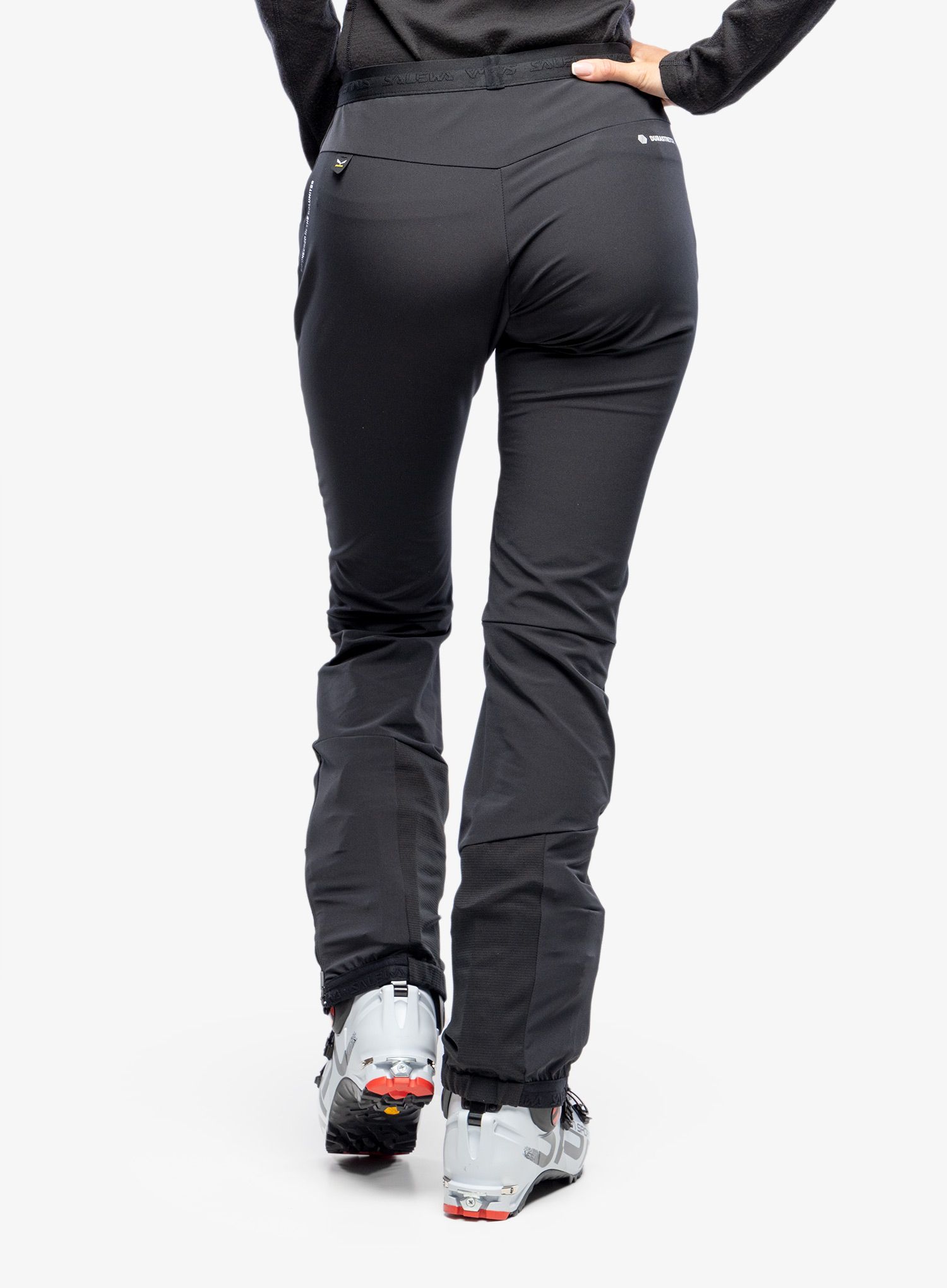 Dámske softshellové nohavice Salewa Sella DST Light Pants - black