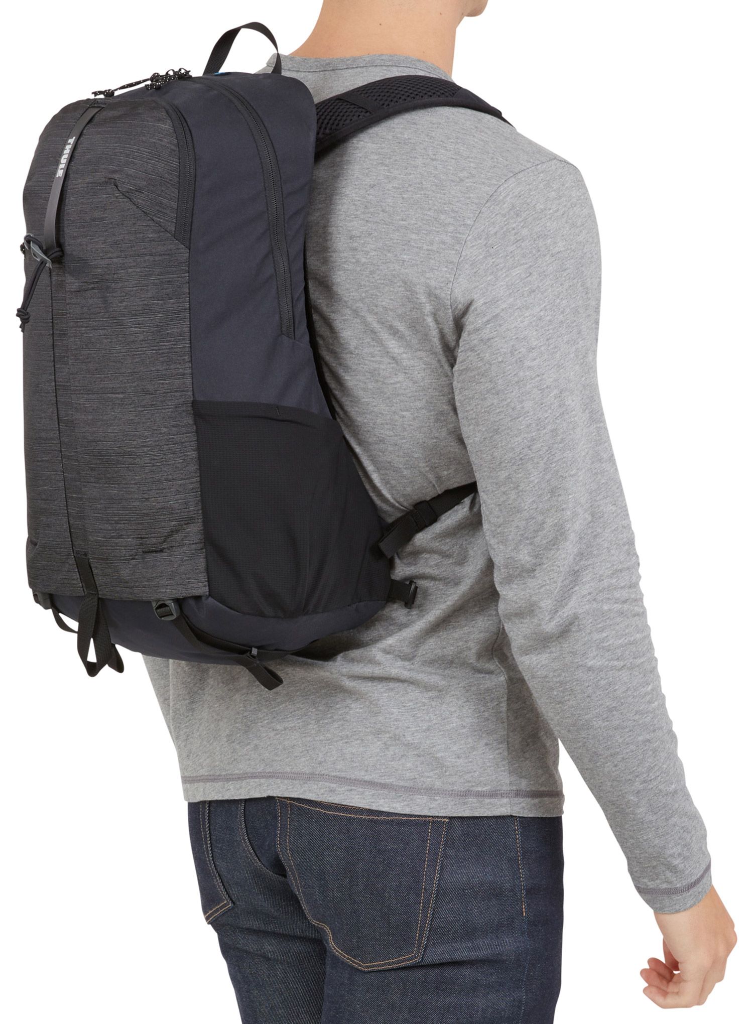 Turistický batoh Thule Nanum 18L - black