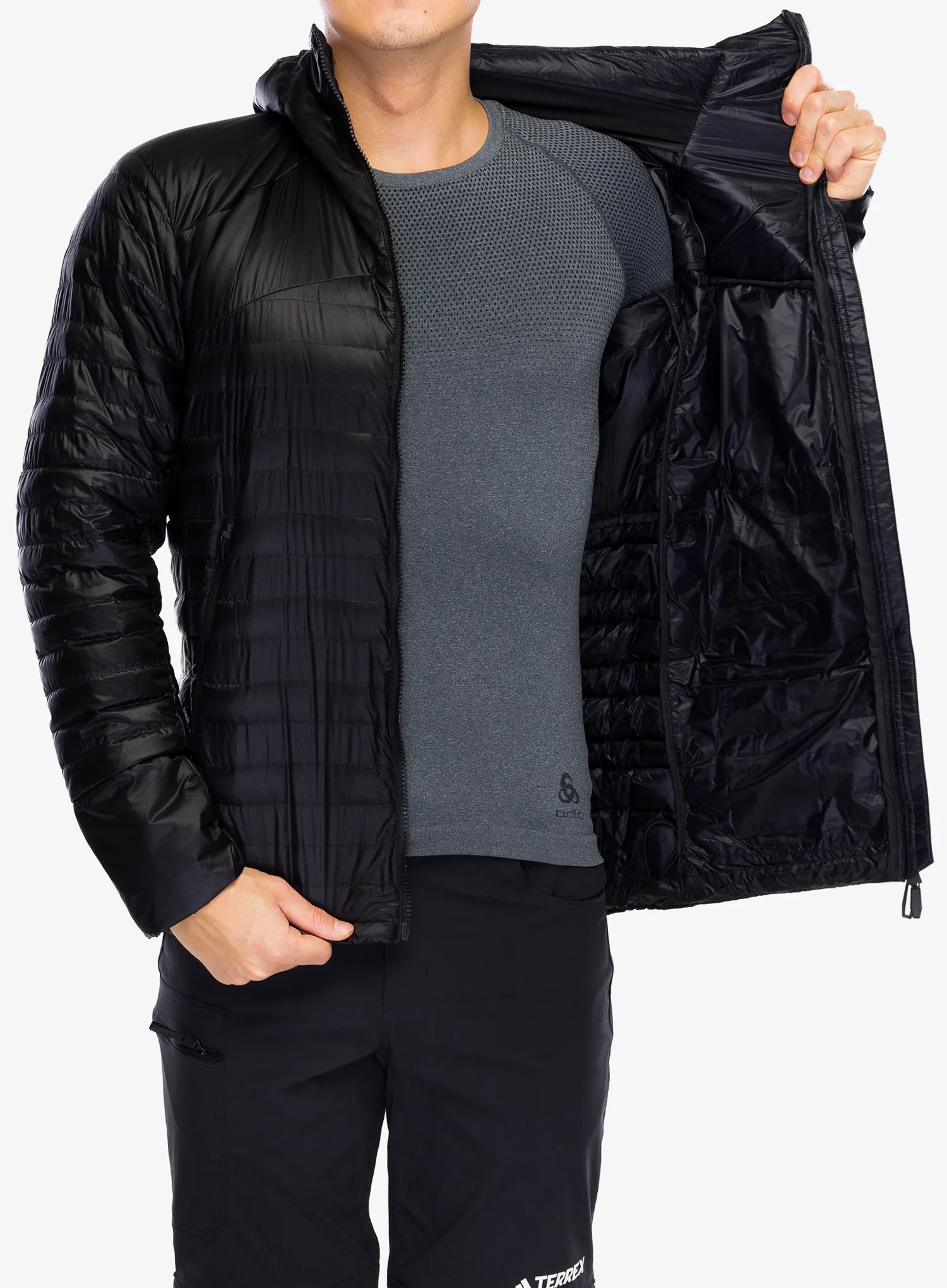 Páperová bunda adidas TERREX Techrock Down Hooded Jacket - black
