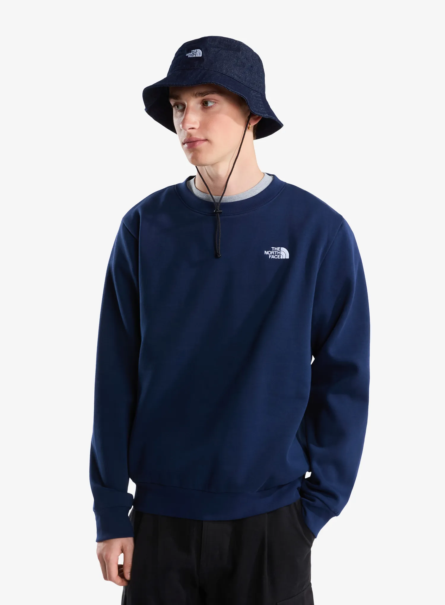 TheNorthFaceEvolutionSimpleDomeRegularCrew_summitnavy_fw26_197804176847_1_359.webp