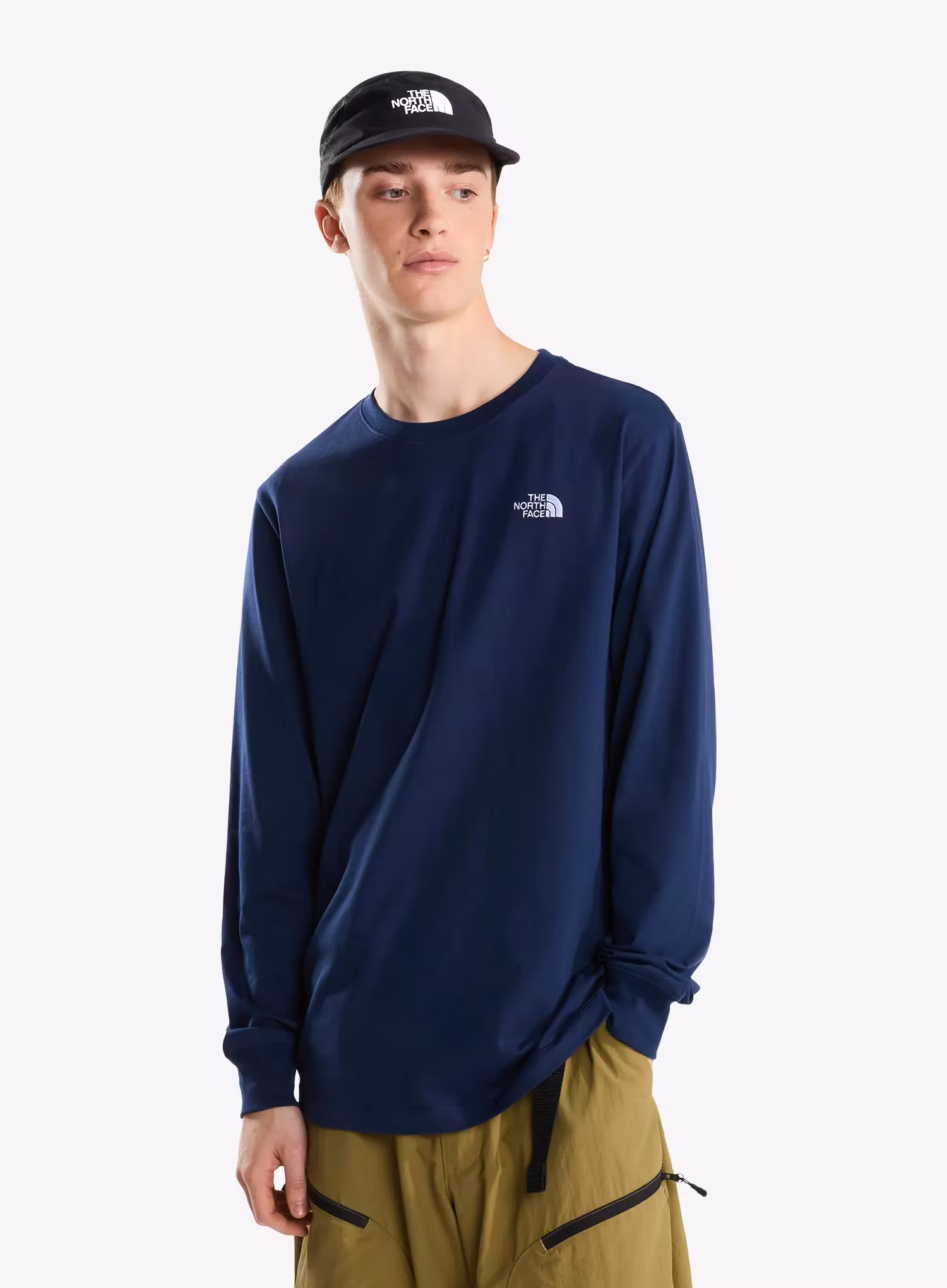 TheNorthFaceEvolutionSimpleDomeRegularLS_summitnavy_fw26_198268896760_1_466.webp