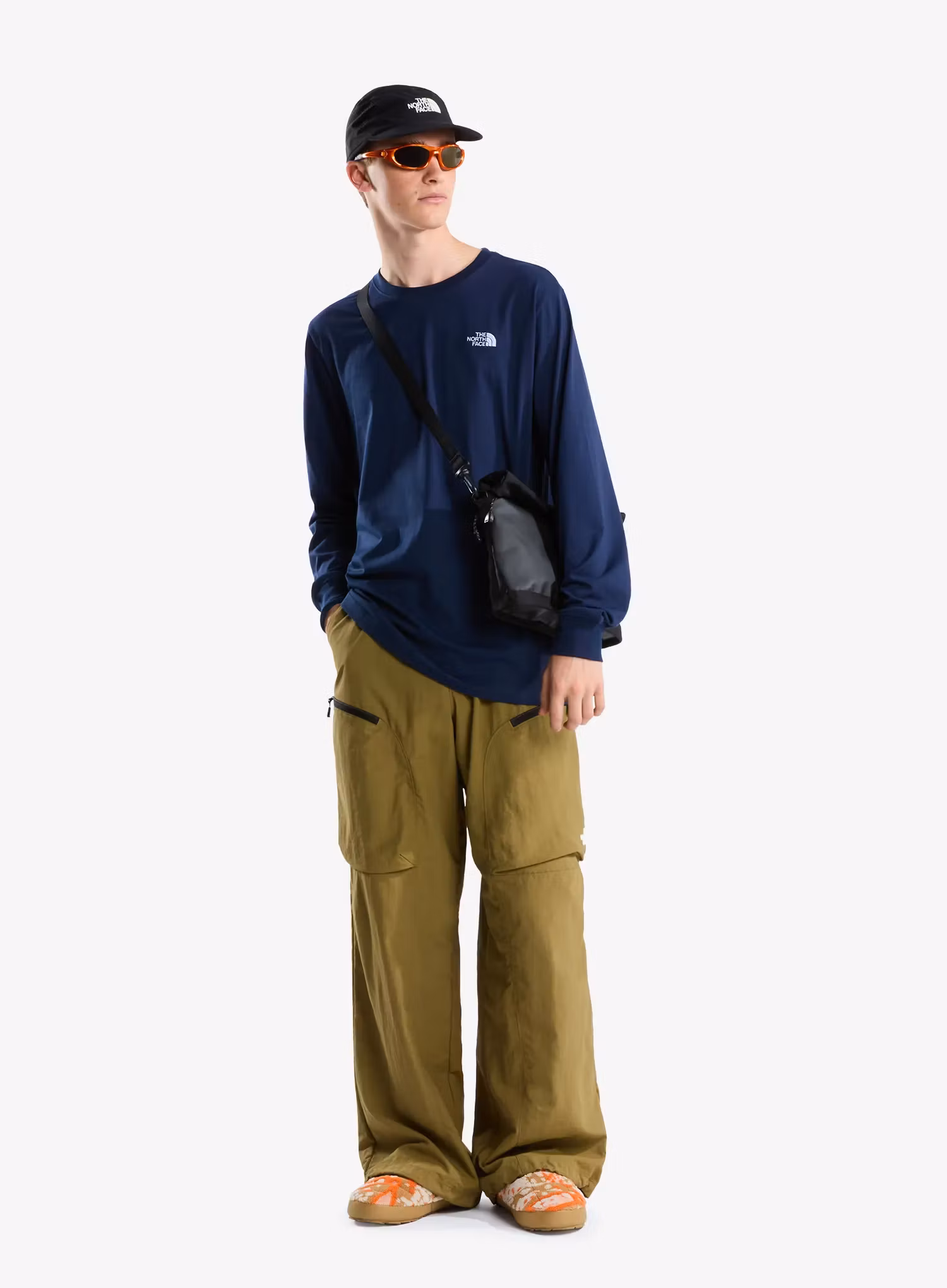 Mikina bez kapucne The North Face Evolution Simple Dome Regular LS - summit navy