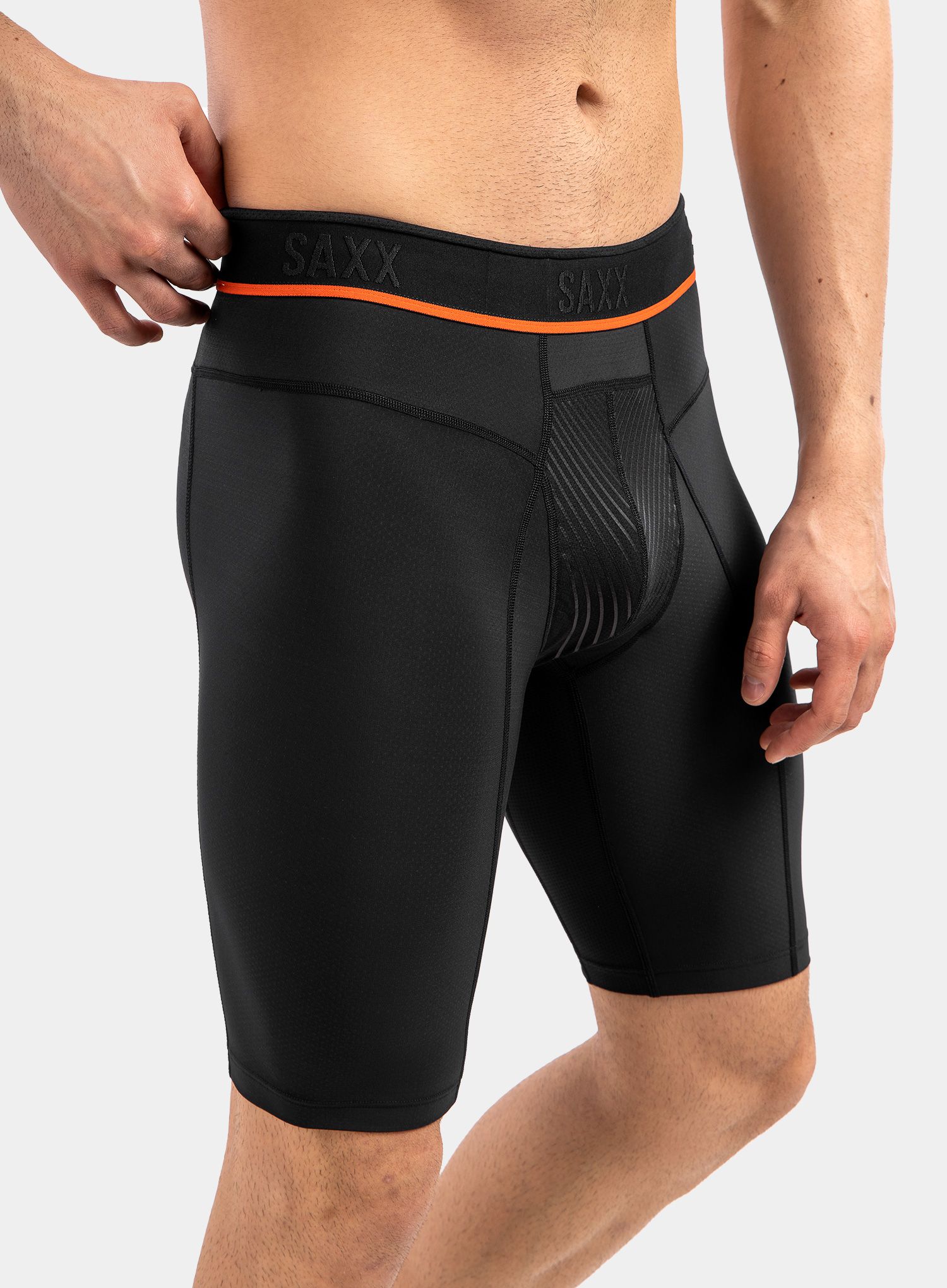 Boxerky SAXX Hyperdrive Long Leg - blackout