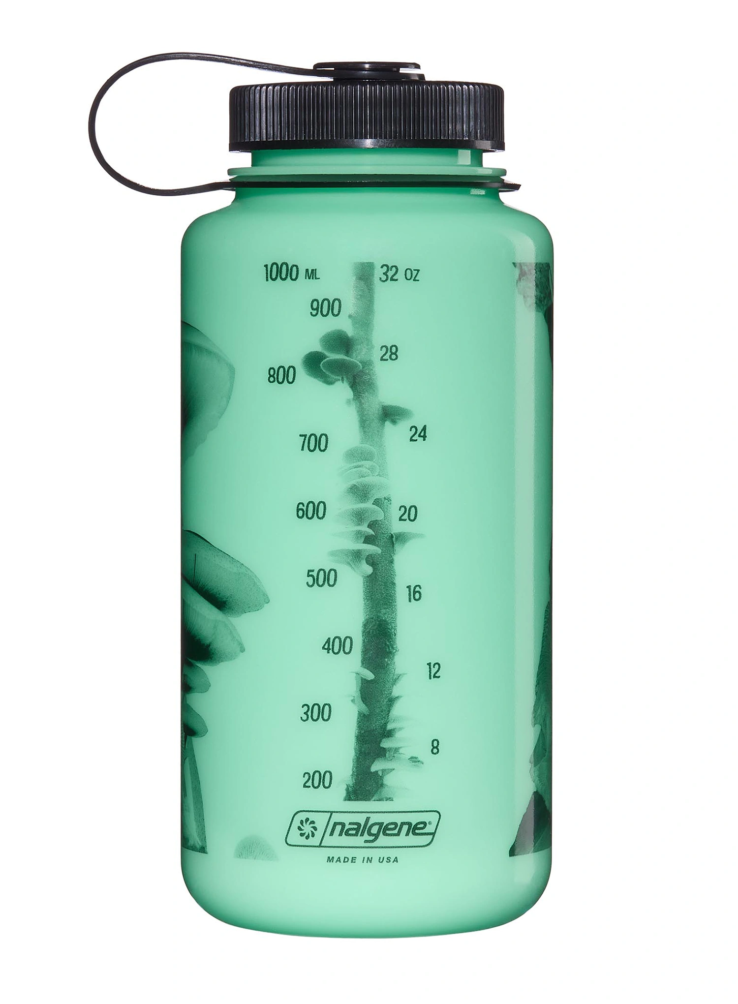 Turistická fľaša Nalgene Wide Mouth 32 oz (946 ml) - w/black mushrooms