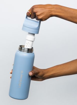 Filtračná fľaša Lifestraw Go 2.0 Stainless Steel Water Filter 24 oz (710 ml) - icelandic blue