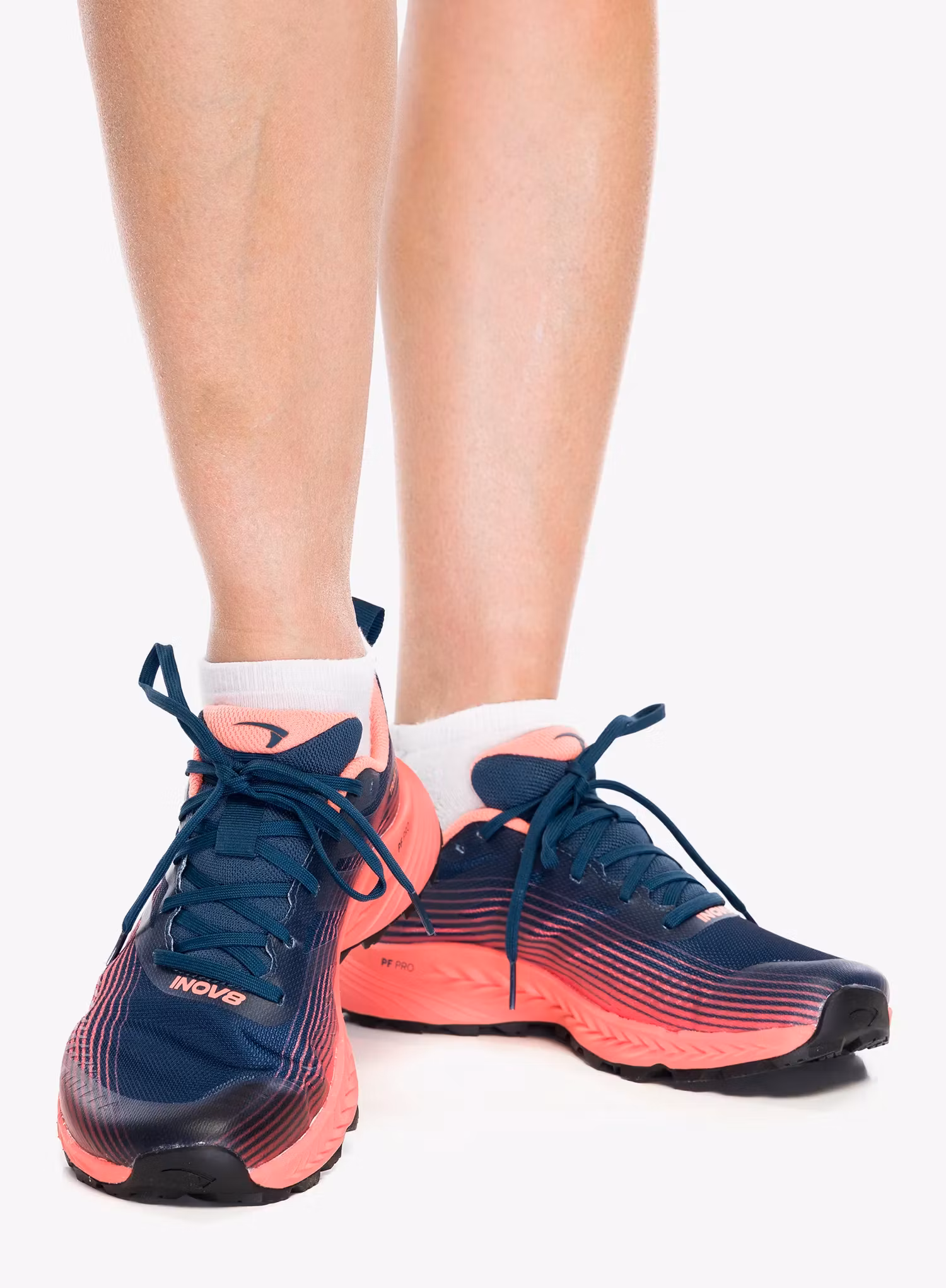 Dámske bežecké topánky Inov-8 TrailFly Speed Wide - navy/coral