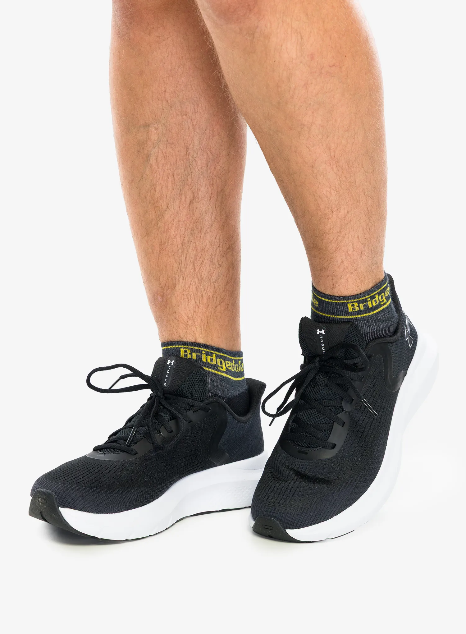 Bežecké tenisky pánske Under Armour Charged Rogue 5 - black/black/white