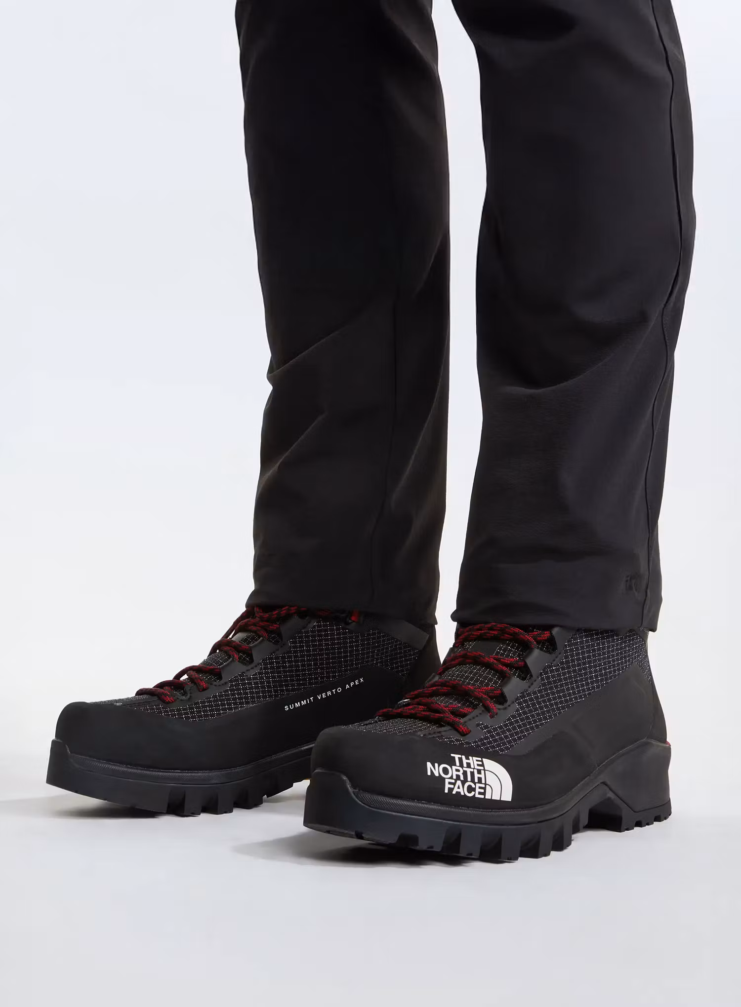 Topánky pre poloautomatické mačky The North Face Summit Verto Apex GORE-TEX - tnf black/tnf red