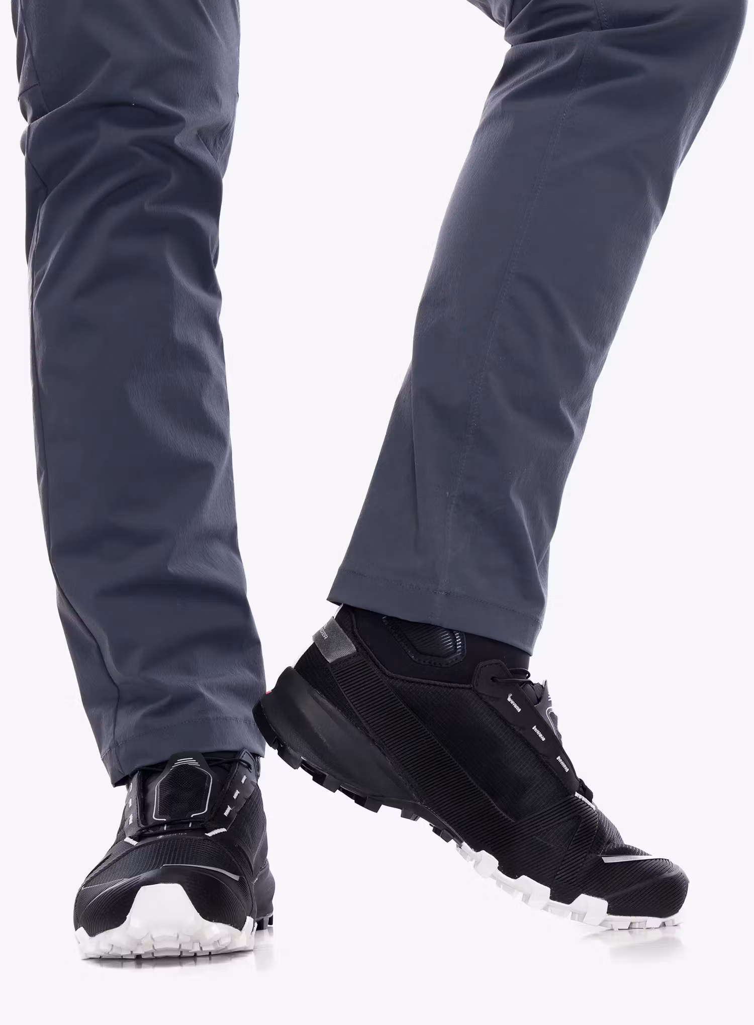 Topánky prístupové Dynafit Traverse Mid GTX - black out/nimbus