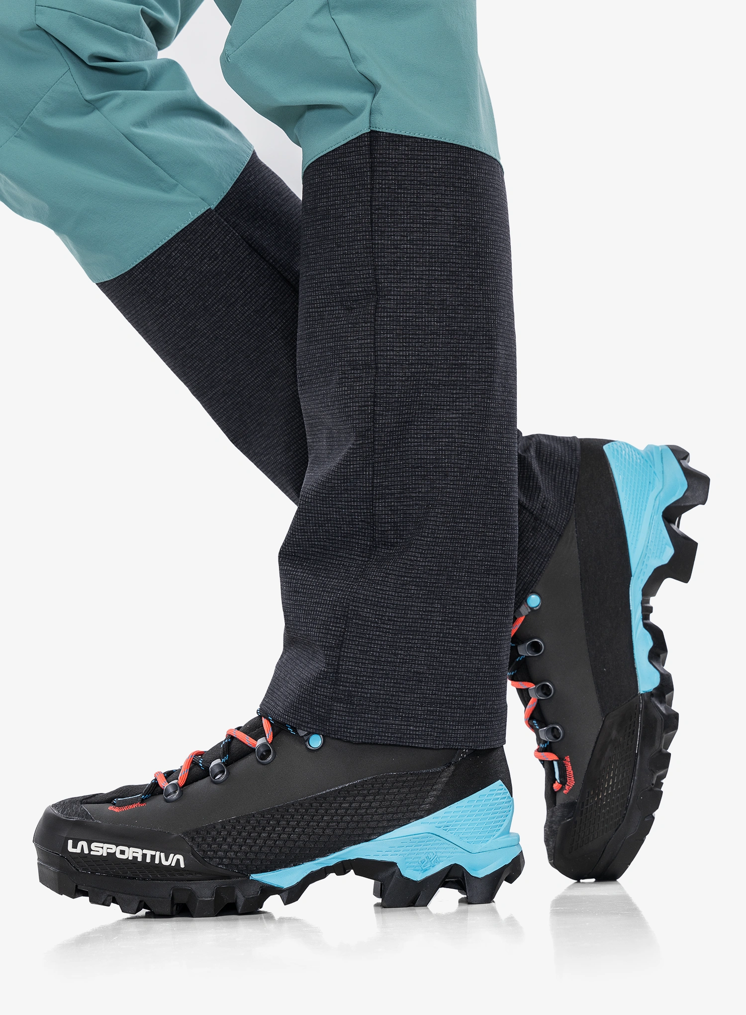 Trekingové dámske topánky La Sportiva Aequilibrium LT GTX - hibiscus/black