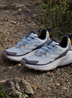 Turistické topánky dámske adidas TERREX Trailmaker 2 - crystal sky/dash grey/aur onix