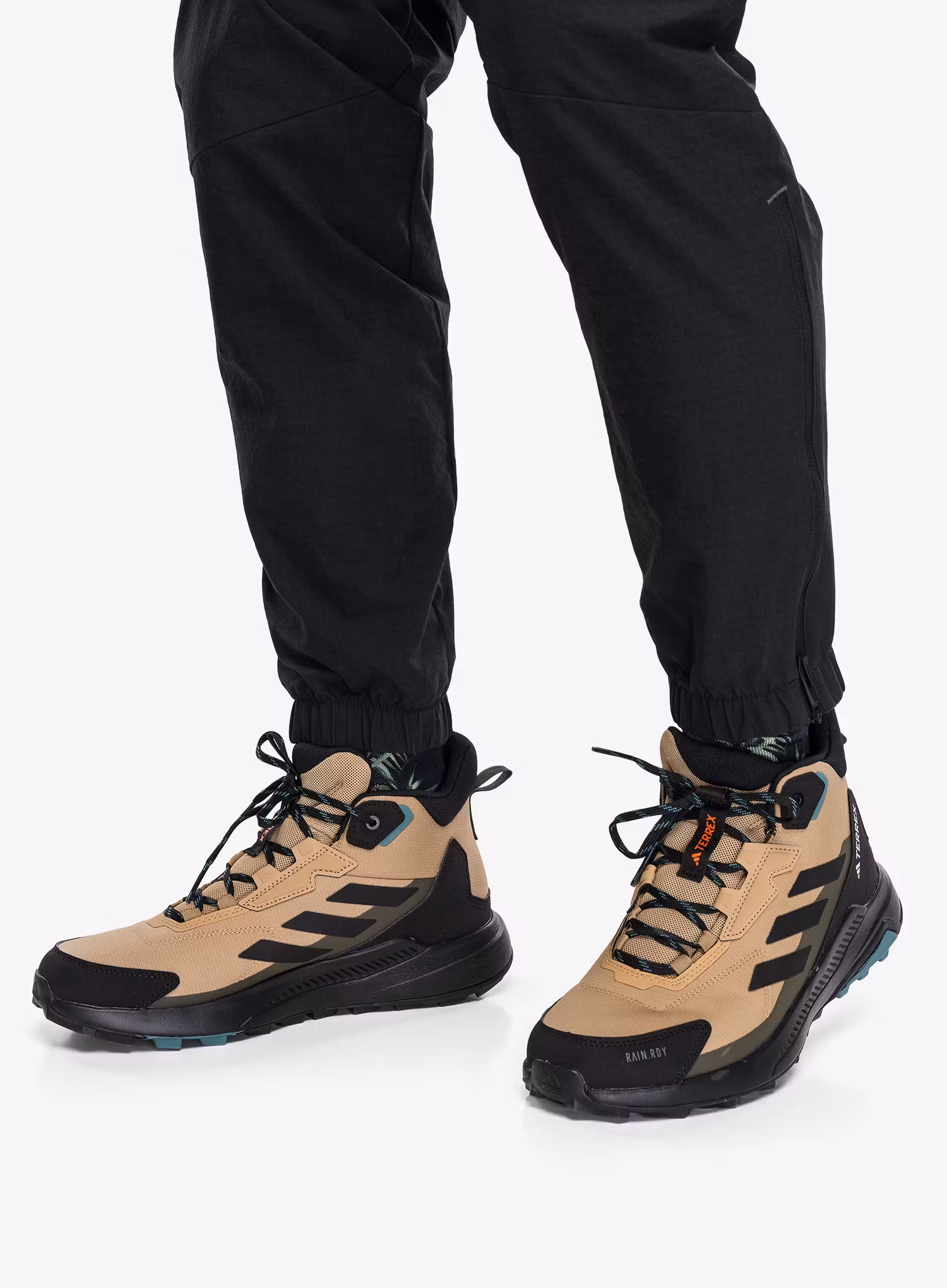 Vysoké topánky turistické adidas TERREX Anylander Mid RAIN.RDY - cardboard/core blk/shad olive
