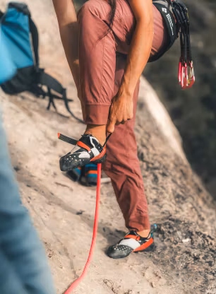 Lezecké topánky Scarpa Furia Air - ice/red
