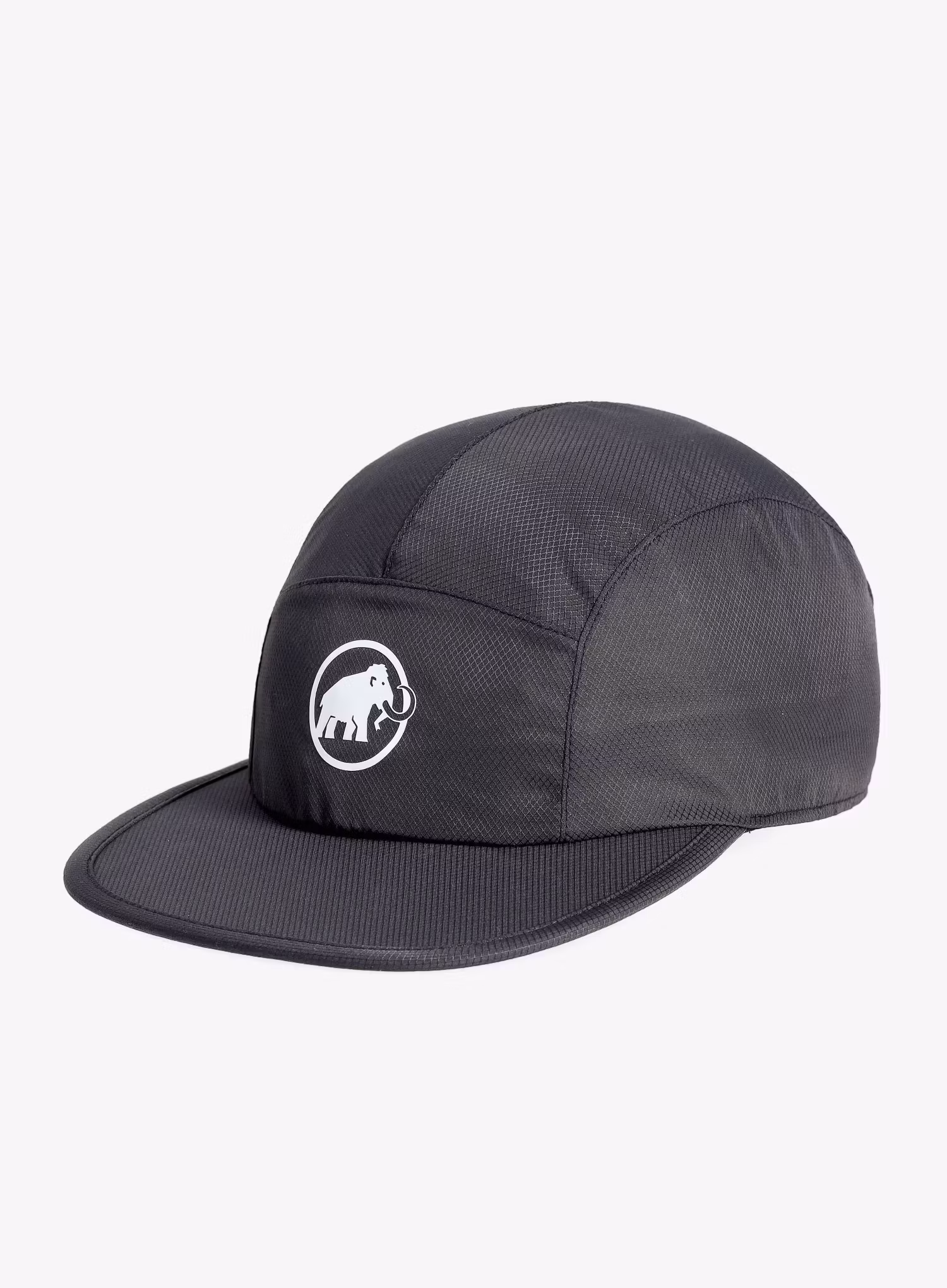 CzapkazdaszkiemMammutAenergyLightCap_black_823.jpg