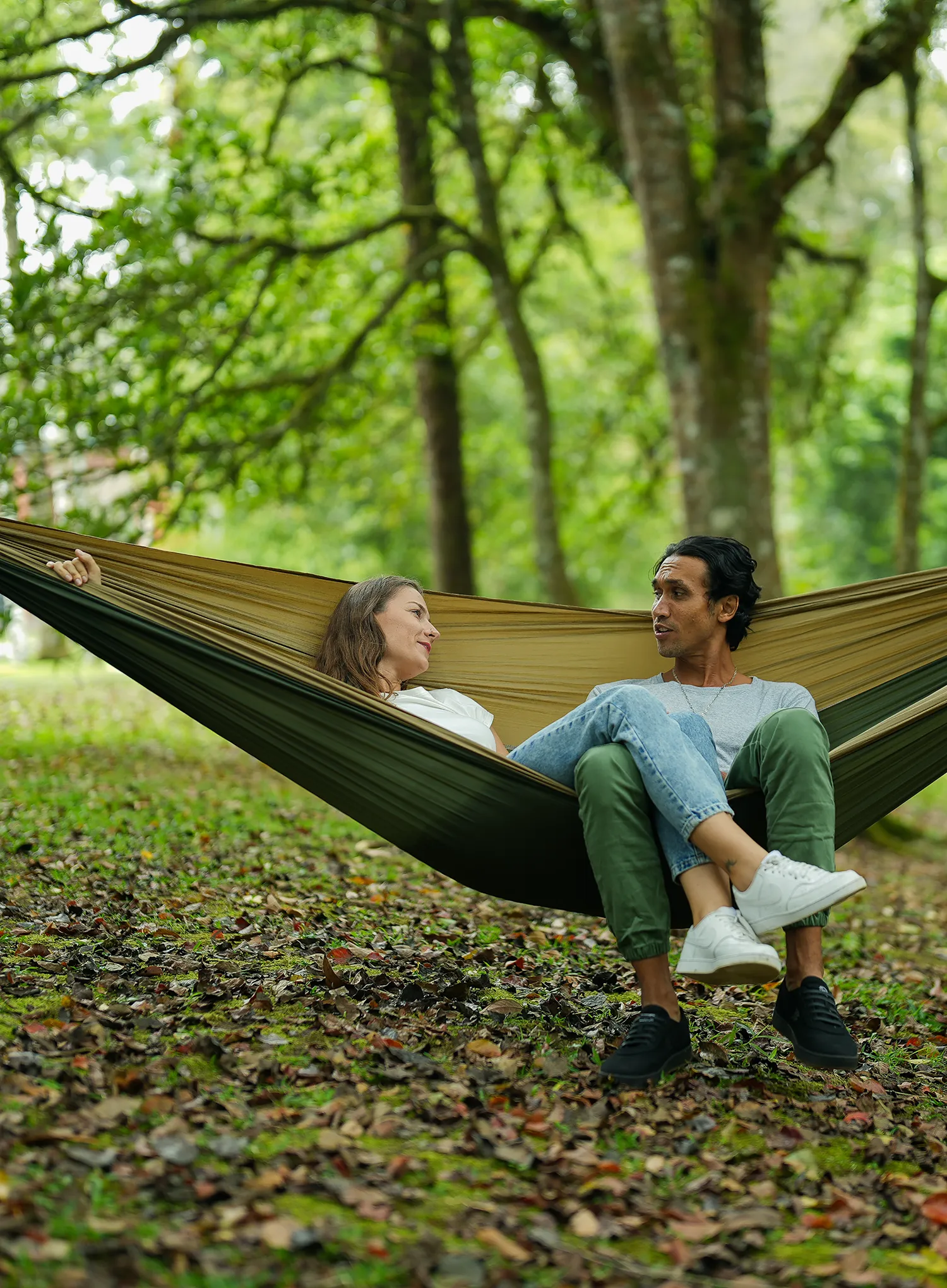 Hojdacia sieť Ticket To The Moon King Size Hammock - army green/brown