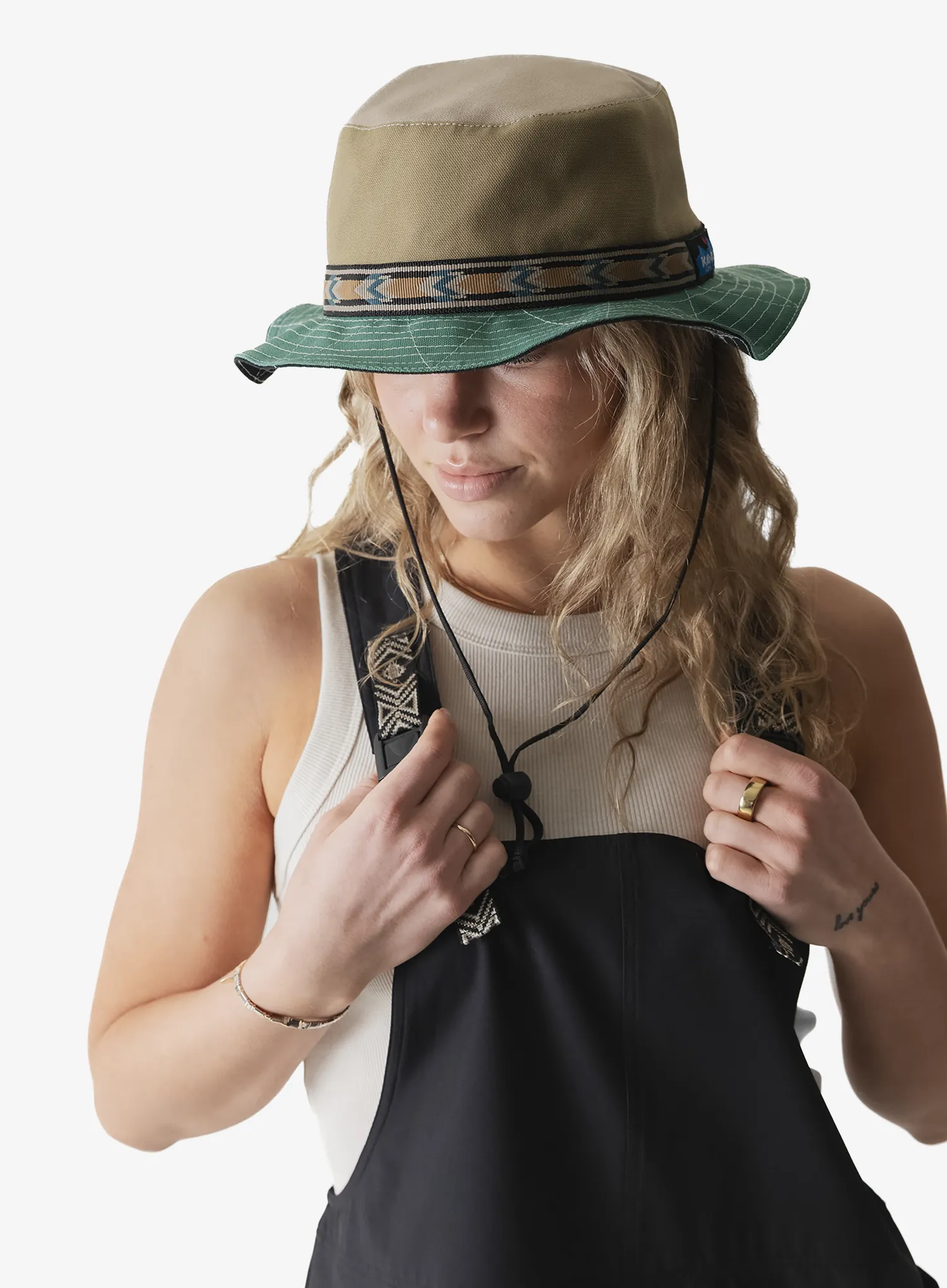Klobúk Kavu Organic Strap Bucket - forest mix