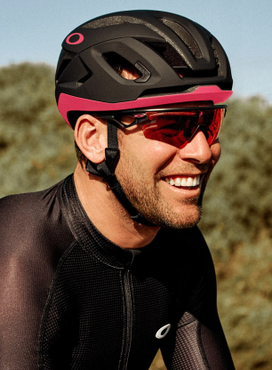 Cestná prilba Oakley Aro5 Race EU - giro d.italia