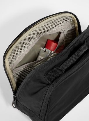 Kozmetická taštička Fjallraven Kanken Toiletry Bag - black