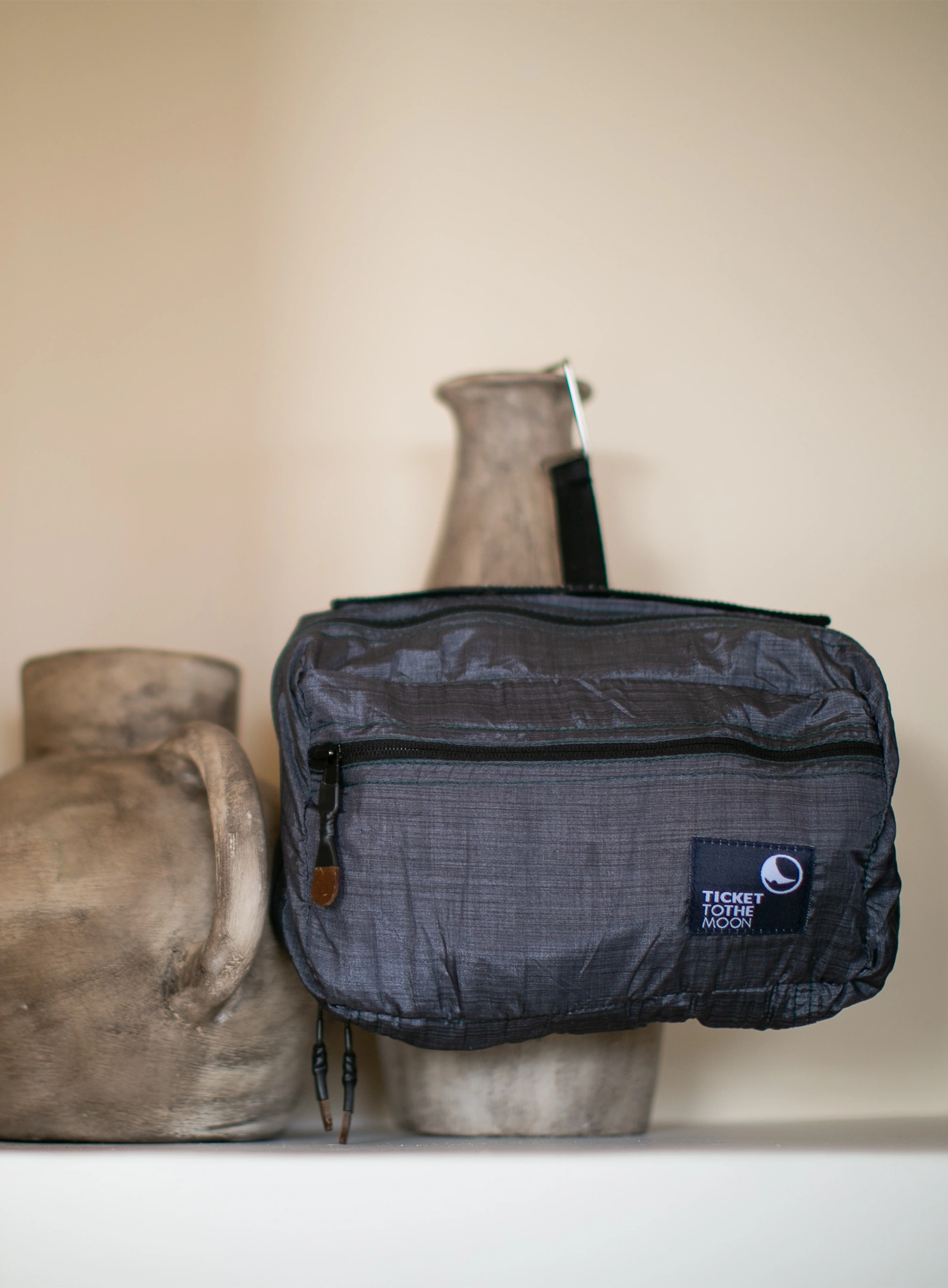 Kozmetická taštička Ticket To The Moon Wash Bag - moonstone grey