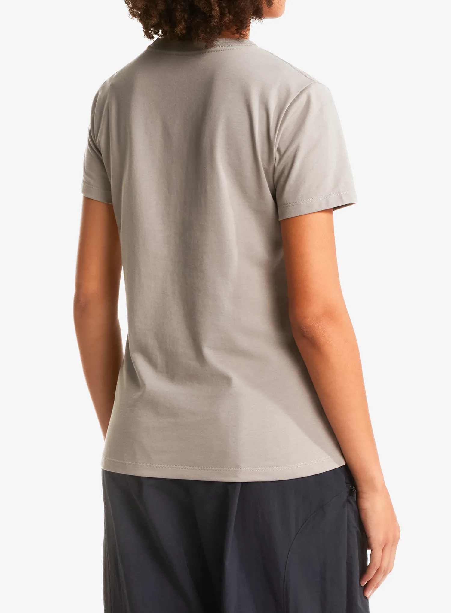 Bavlnené tričko dámske The North Face Evolution Simple Dome Slim Short Sleeve - stone slab