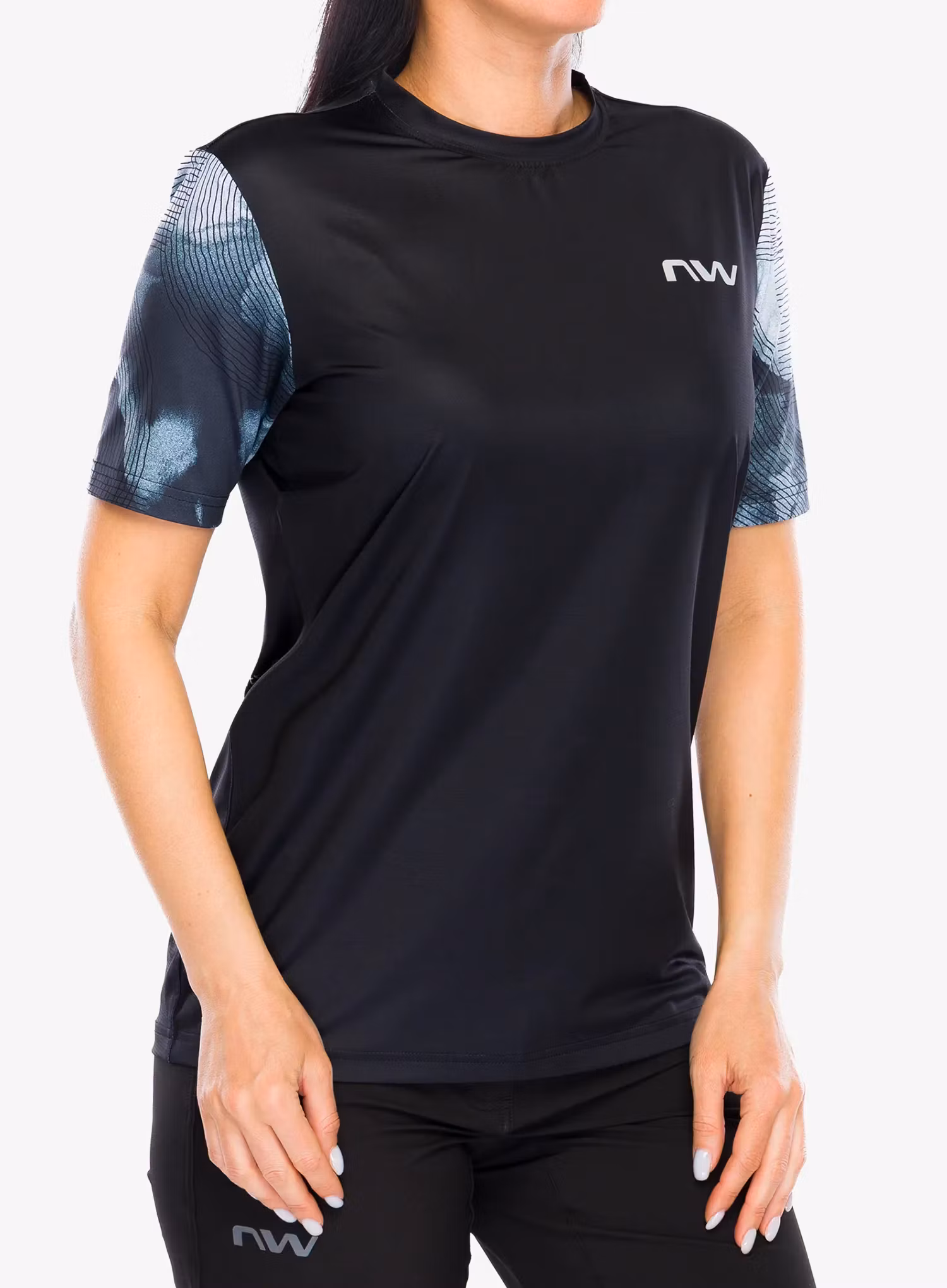 NorthwaveXtrail2WomanJerseyShortSleeve_black_8030819316681_654.webp