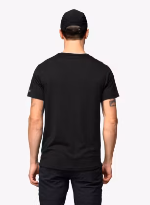 Funkčné tričko Devold Breeze Merino 150 T-Shirt - black