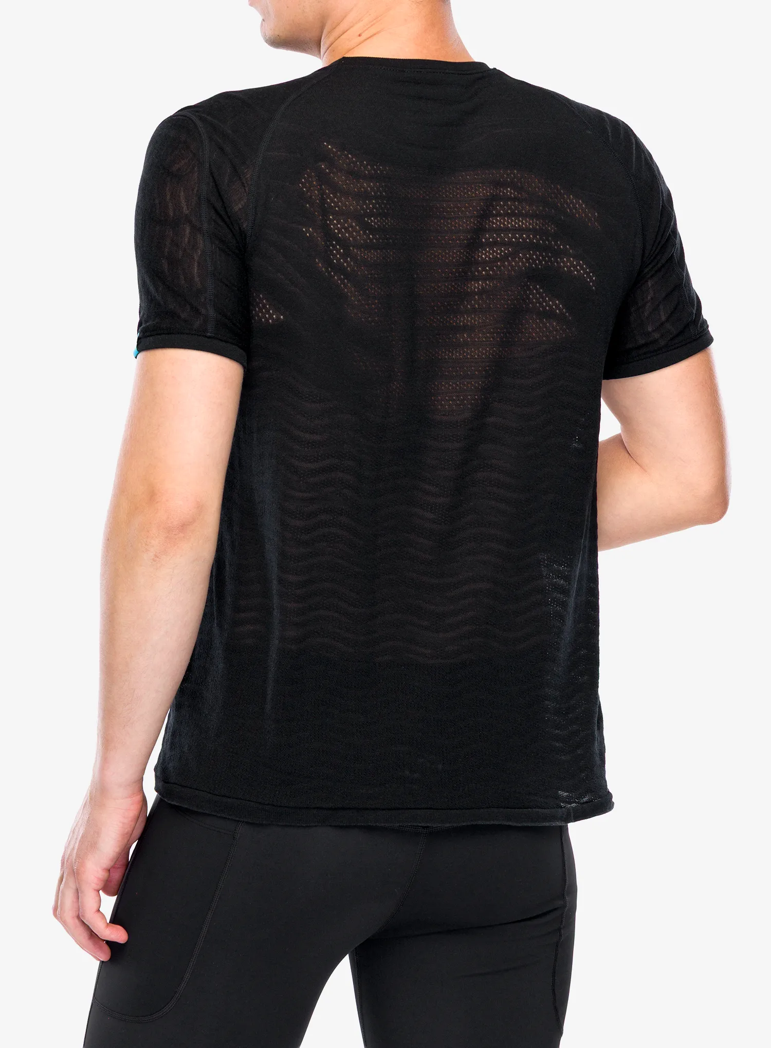 Tričko UYN  Aerocross Self Layer Shirt Short Sleeves Regular Fit - black beauty