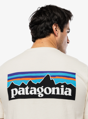 Tričko s potlačou Patagonia P-6 Logo T-Shirt - undyed natural