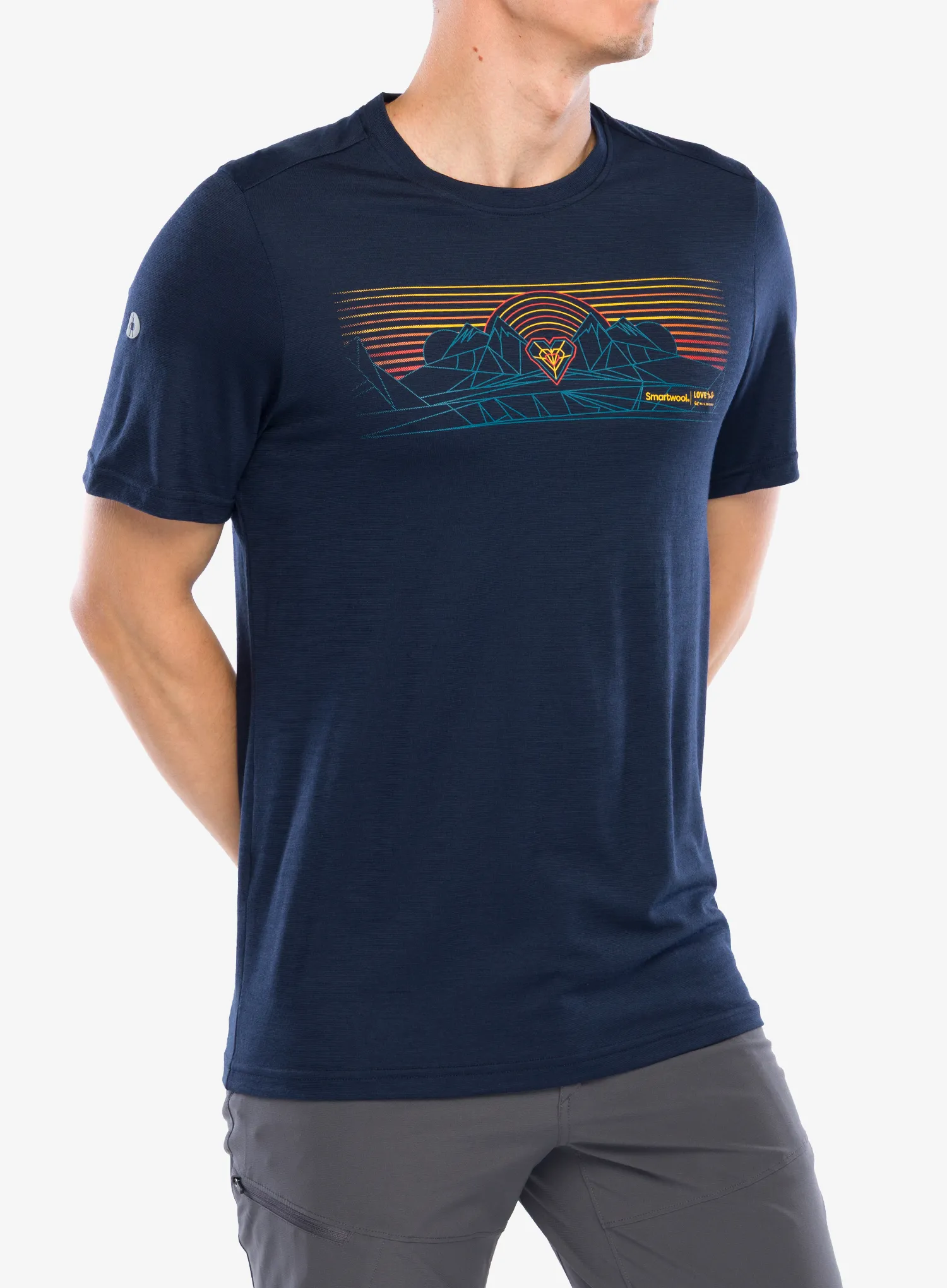 SmartwoolMountainSunriseActiveShortSleeveGraphicTee_deepnavy197803735595a.webp