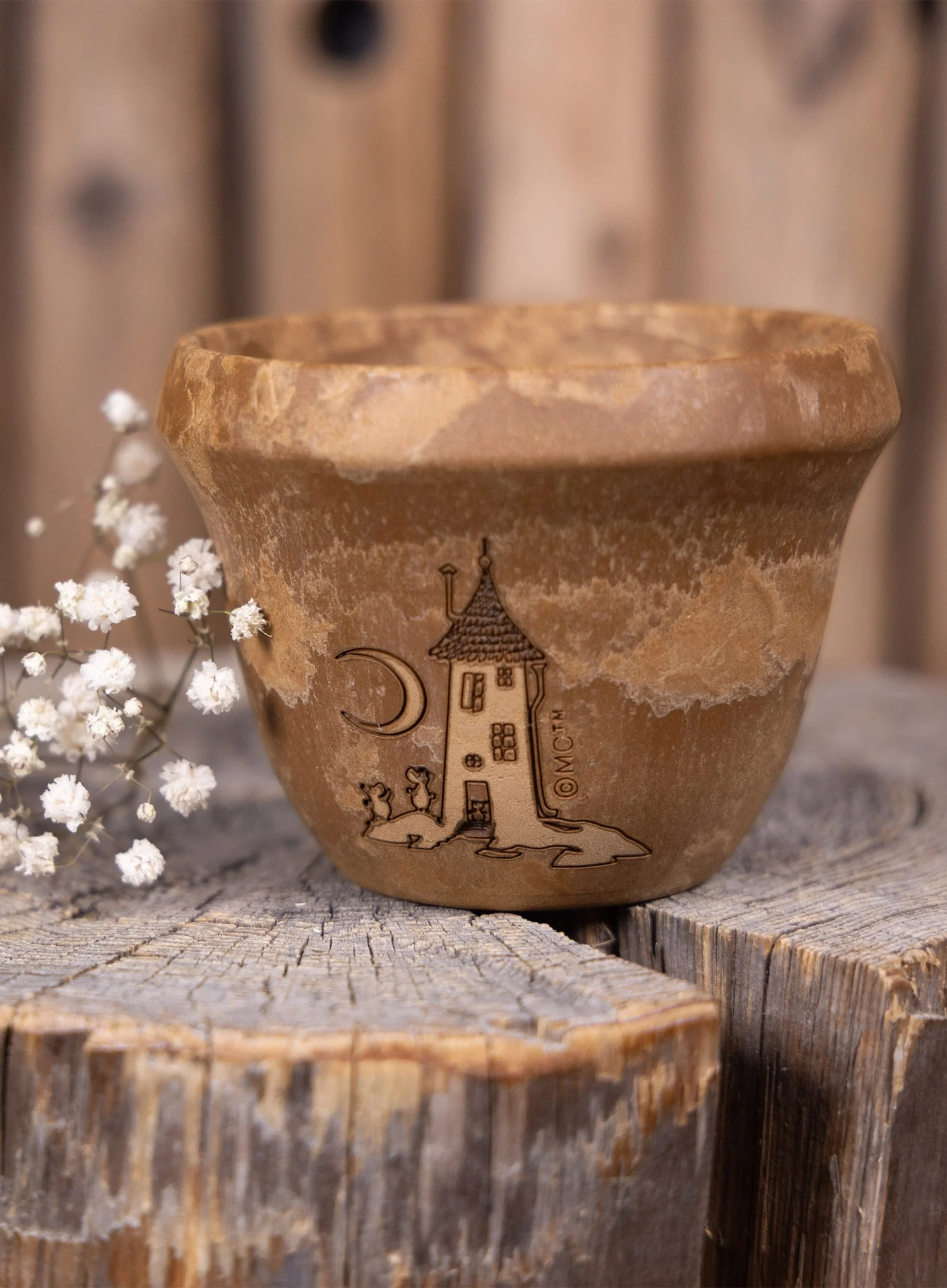 Turistický hrnček Kupilka Suova 20 Moomin Moominhouse (0,2 l) - brown