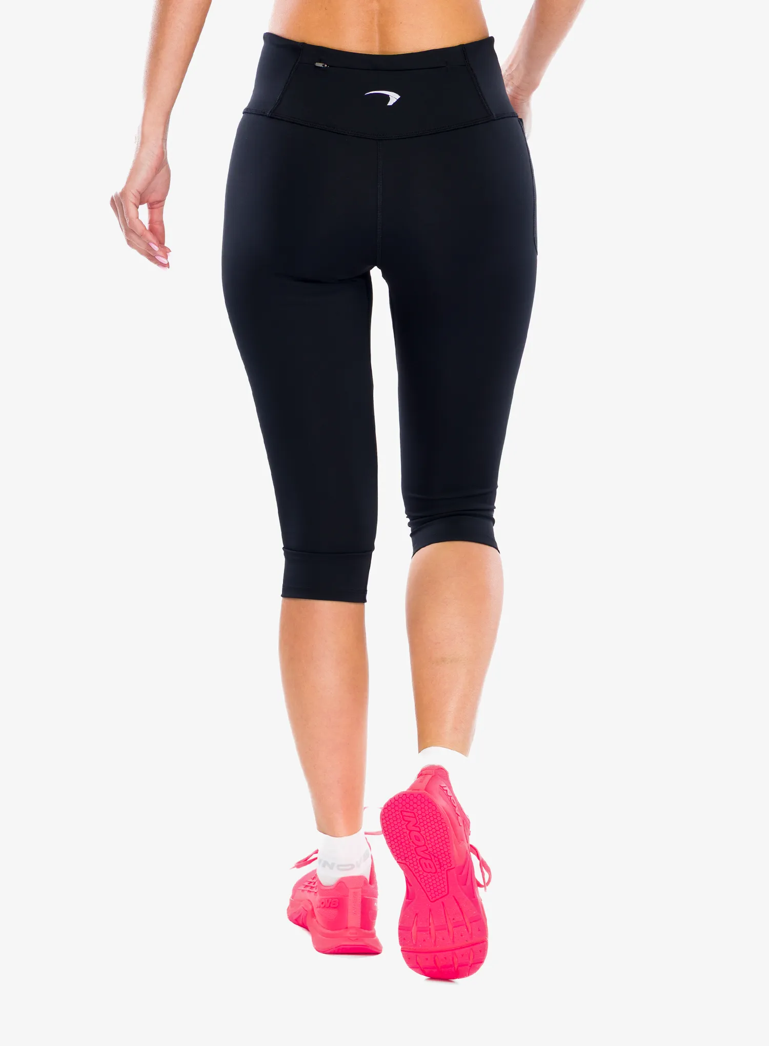 Dámske bežecké legíny Inov-8 Active Tights 3/4 - black