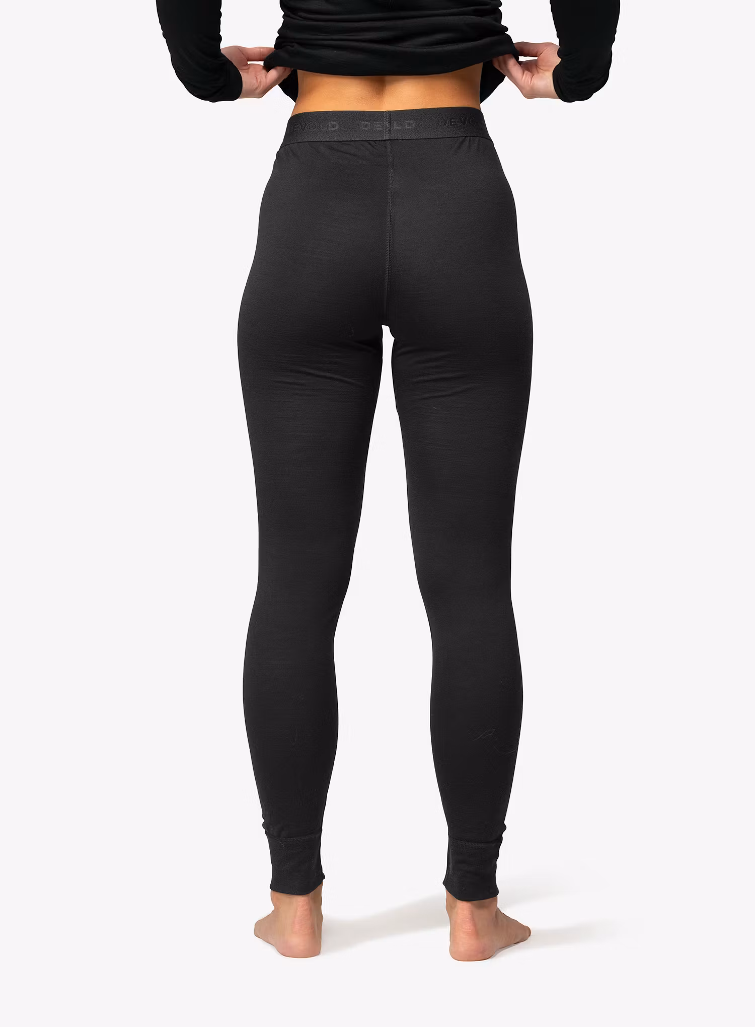 Dámske funkčné legíny Devold Breeze Merino 150 Longs - black